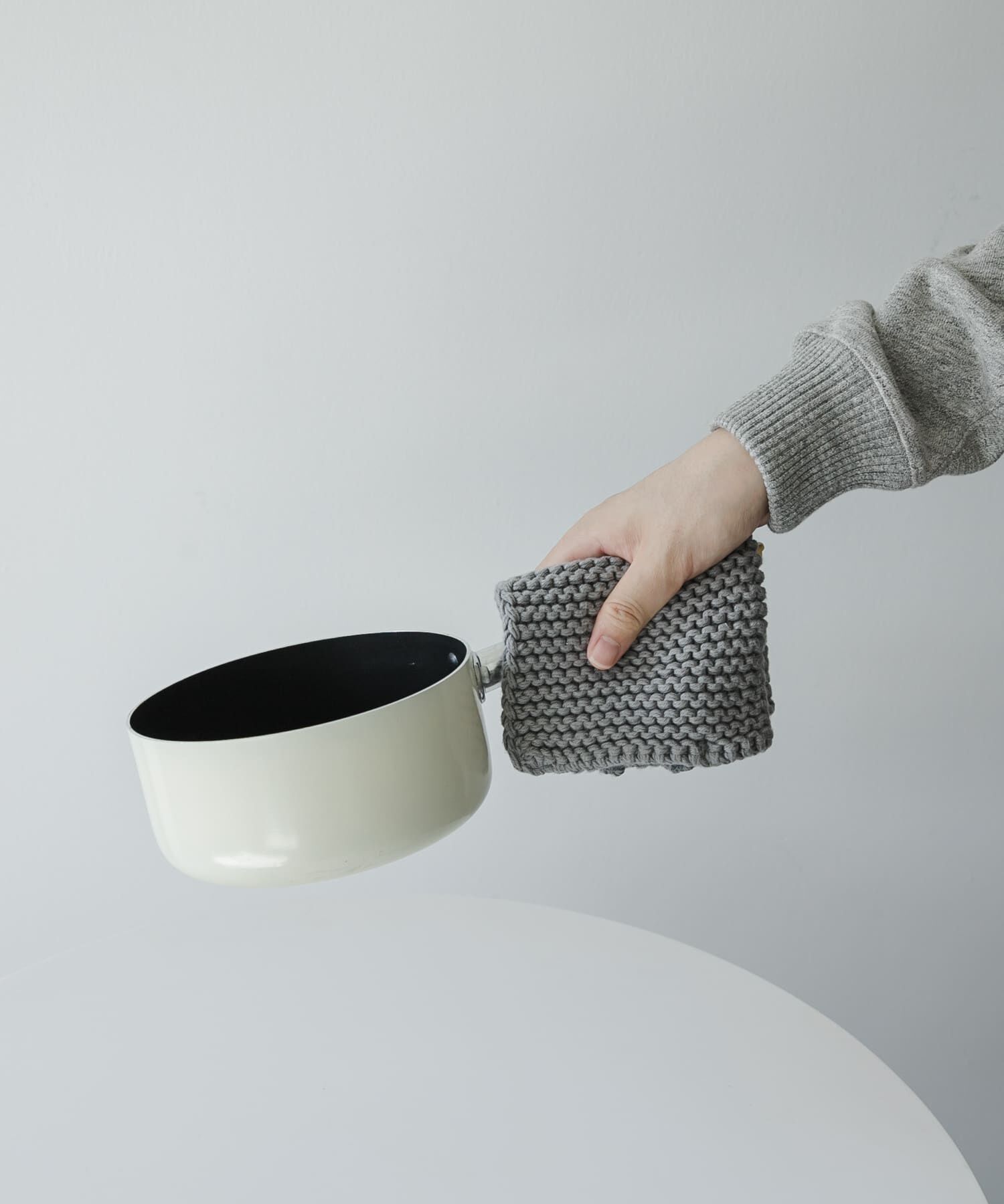 URBAN RESEARCH DOORS「CINQ　Solwang ポットホルダー」|食器・キッチングッズ|