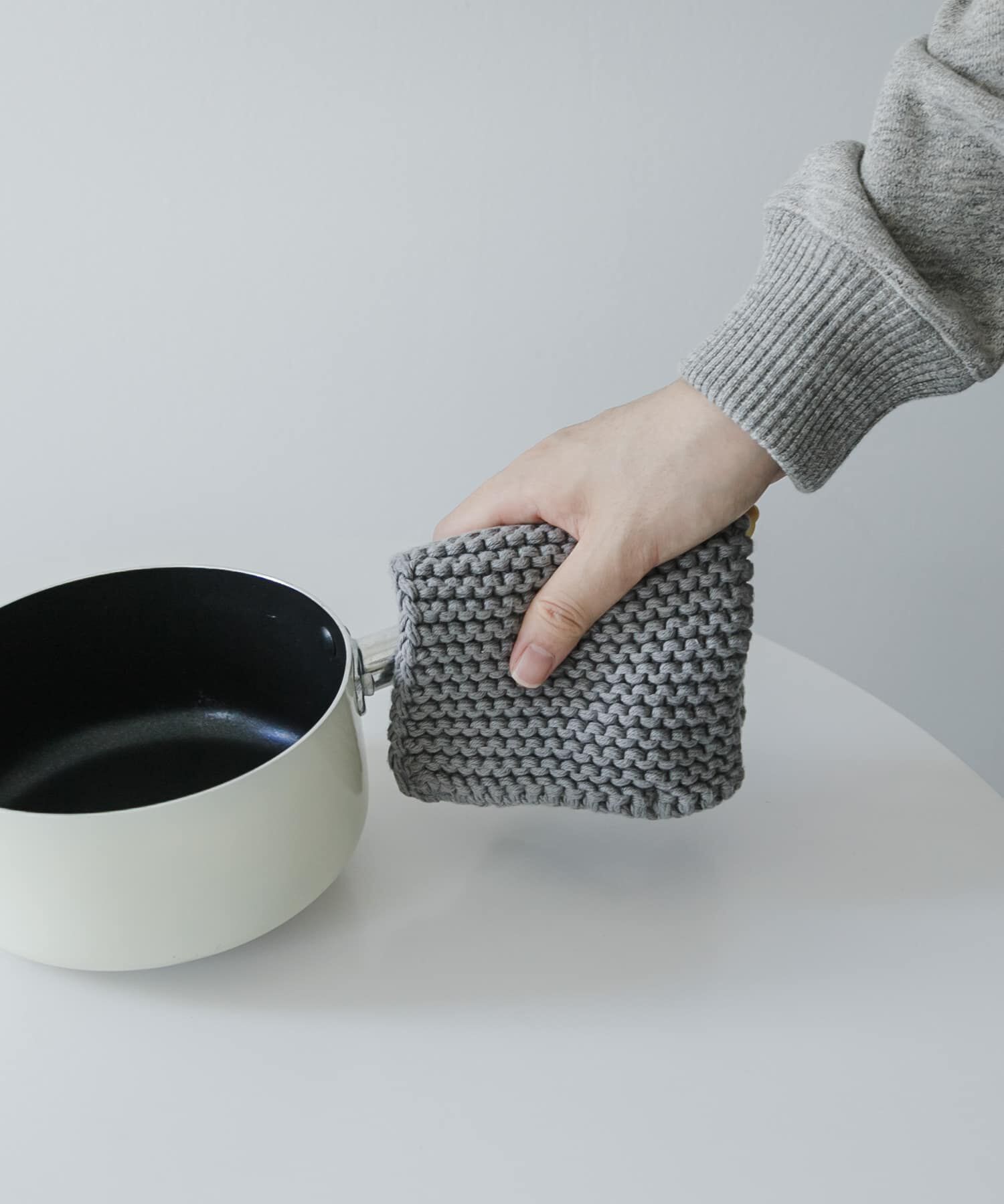 URBAN RESEARCH DOORS「CINQ　Solwang ポットホルダー」|食器・キッチングッズ|