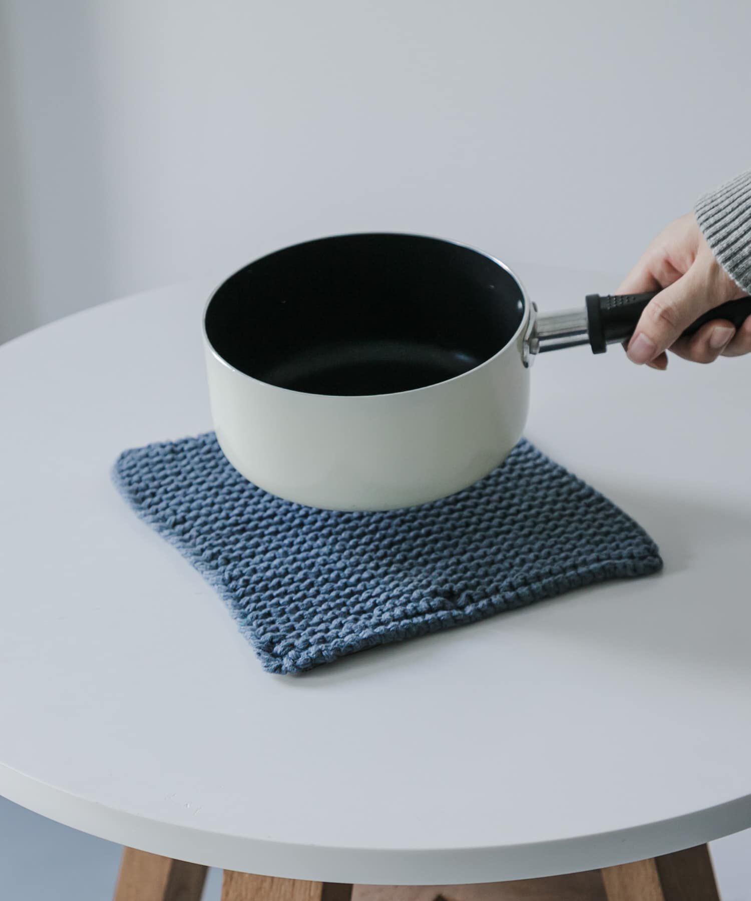 URBAN RESEARCH DOORS「CINQ　Solwang ポットホルダー」|食器・キッチングッズ|