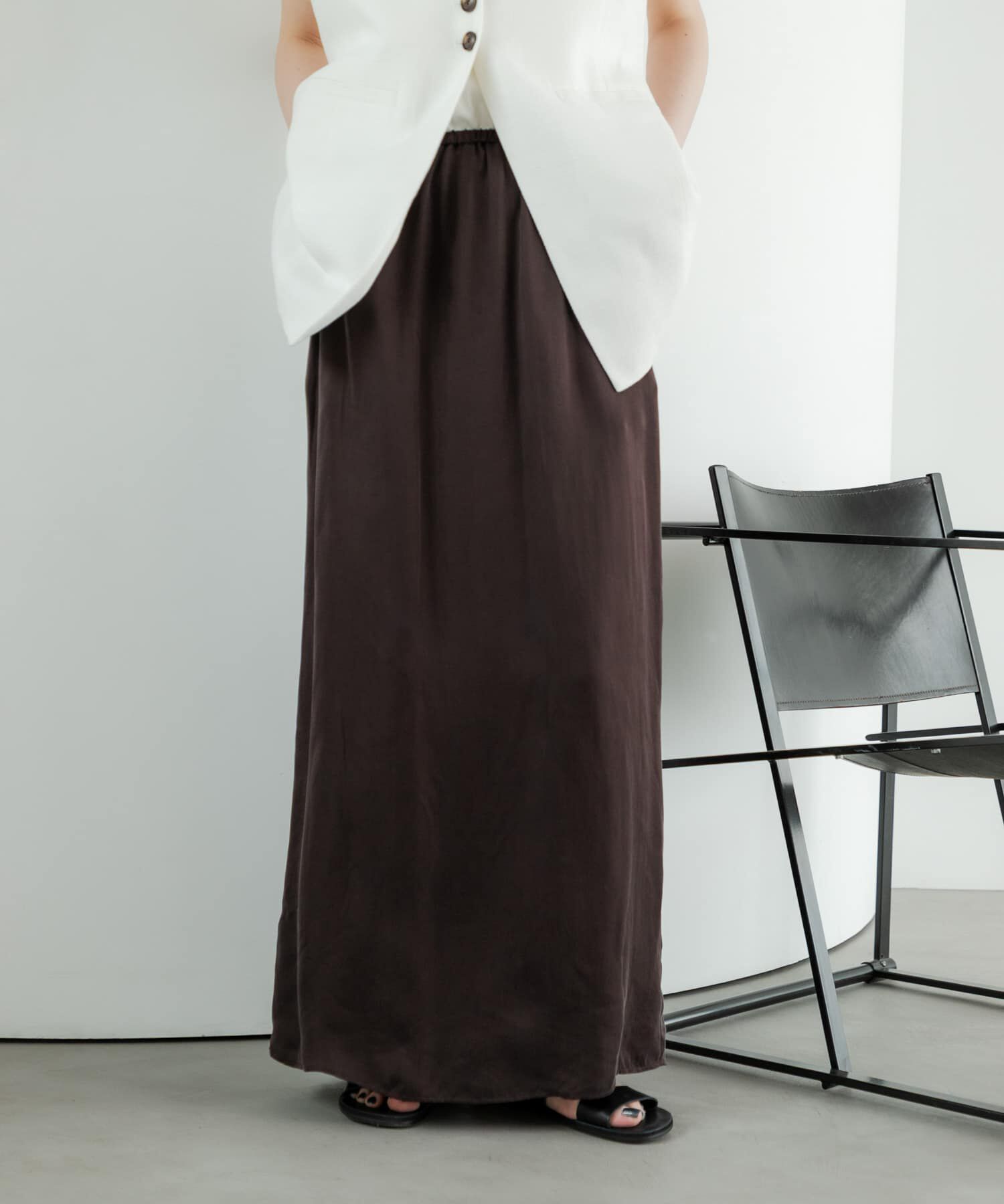 URBAN RESEARCH「『2サイズ展開』キュプラサテンストレートスカート」|スカート|