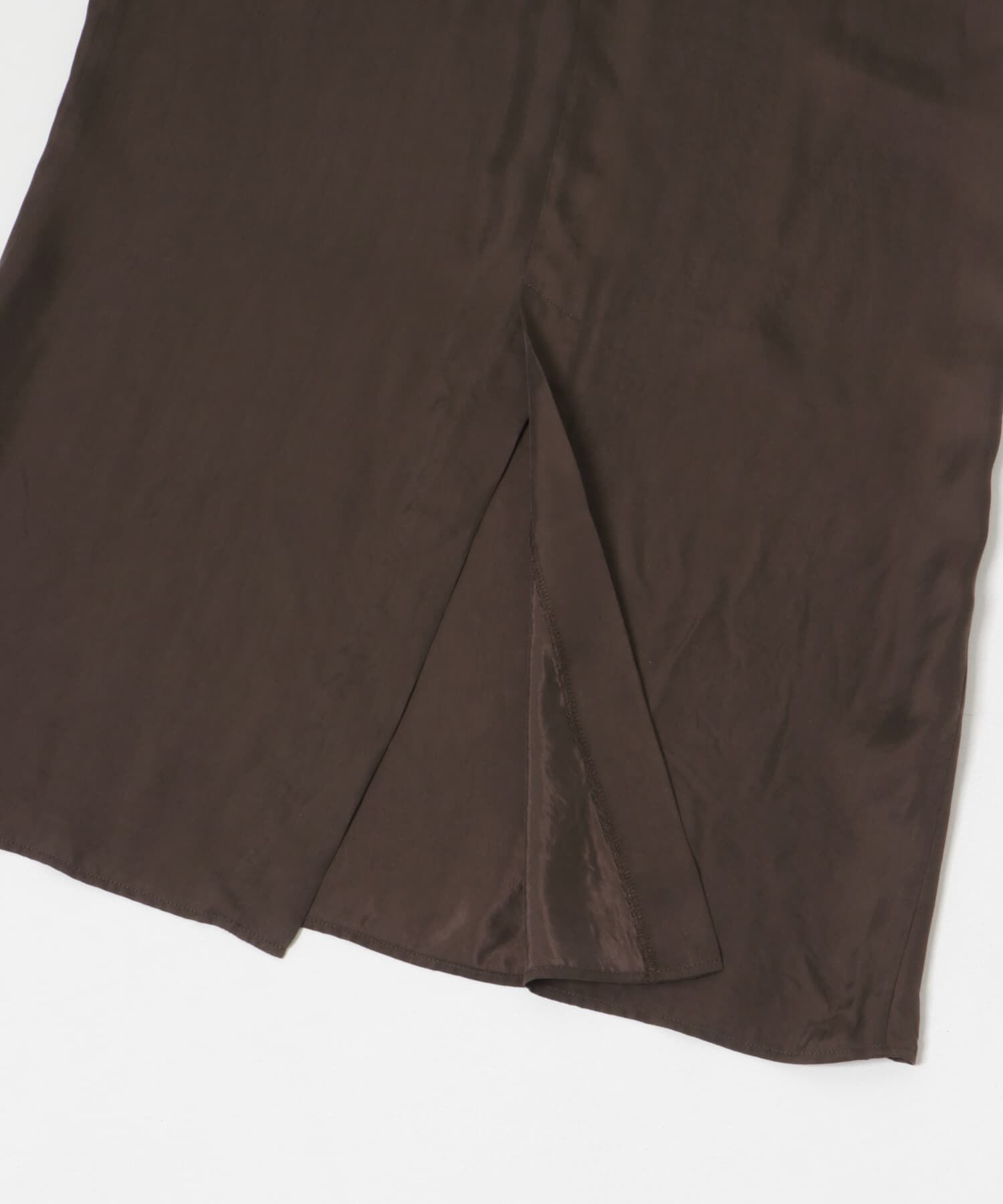 URBAN RESEARCH「『2サイズ展開』キュプラサテンストレートスカート」|スカート|