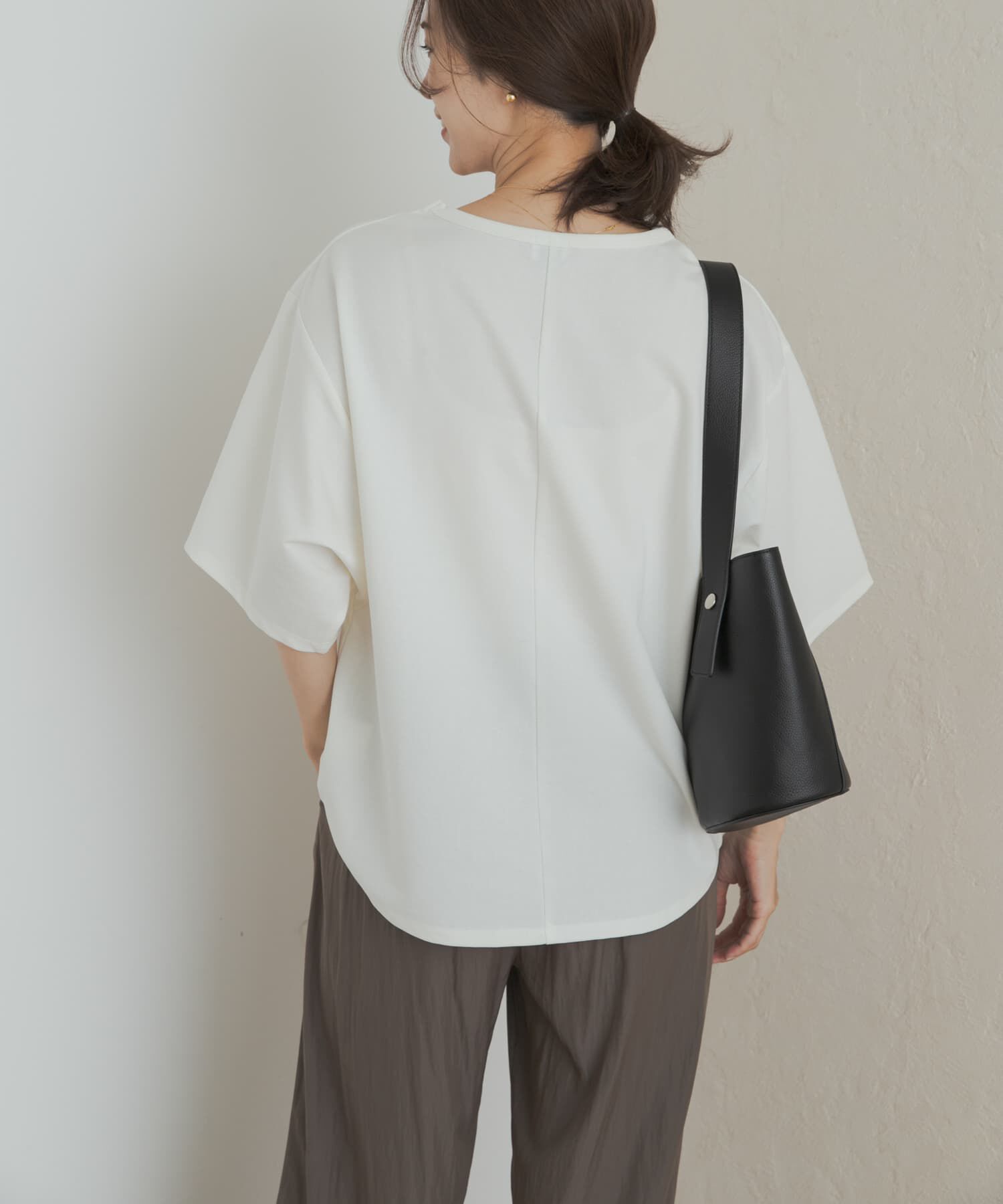 URBAN RESEARCH DOORS「オーバーサイズフォルムプルオーバー」|Tシャツ・カットソー|