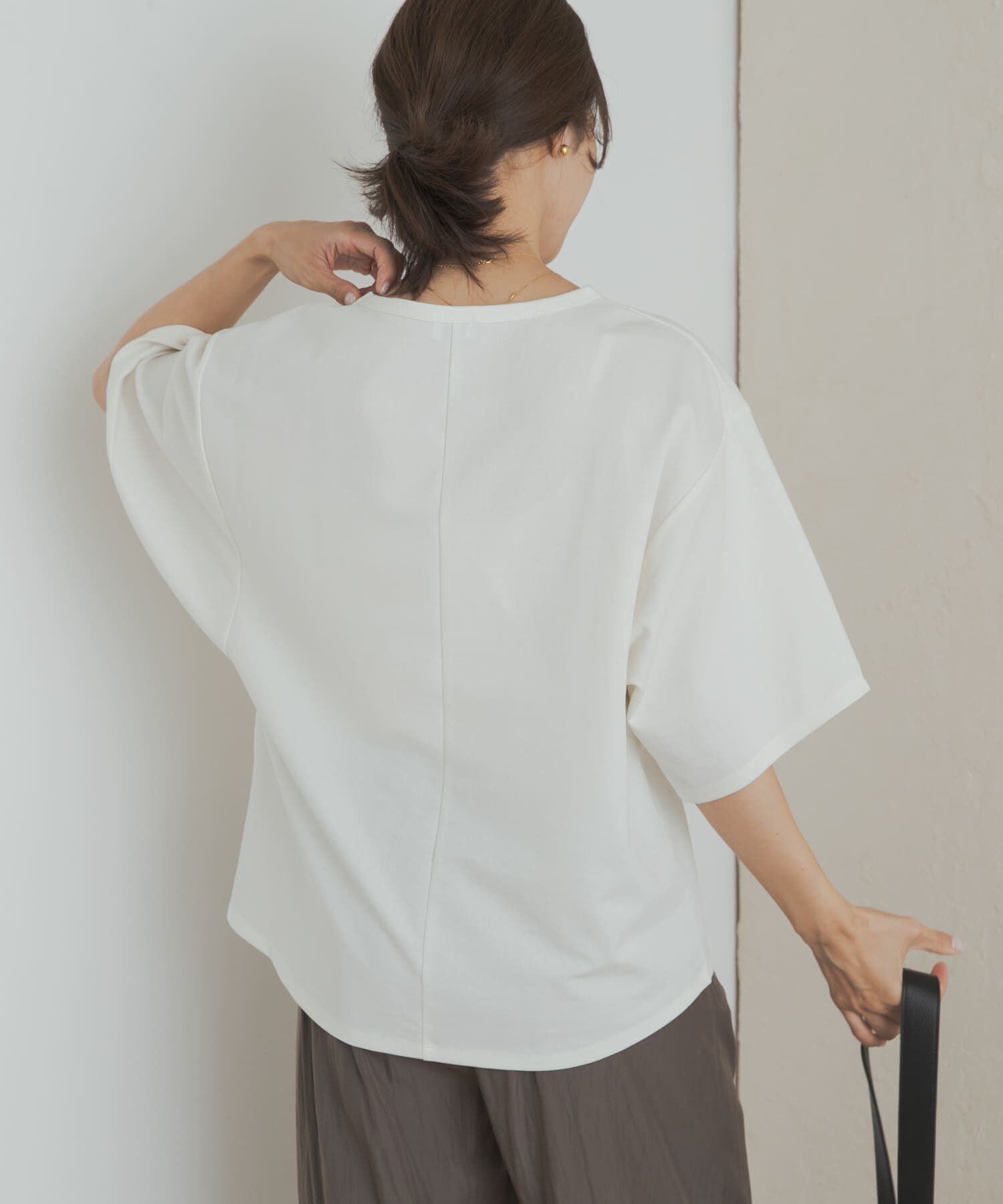 URBAN RESEARCH DOORS「オーバーサイズフォルムプルオーバー」|Tシャツ・カットソー|