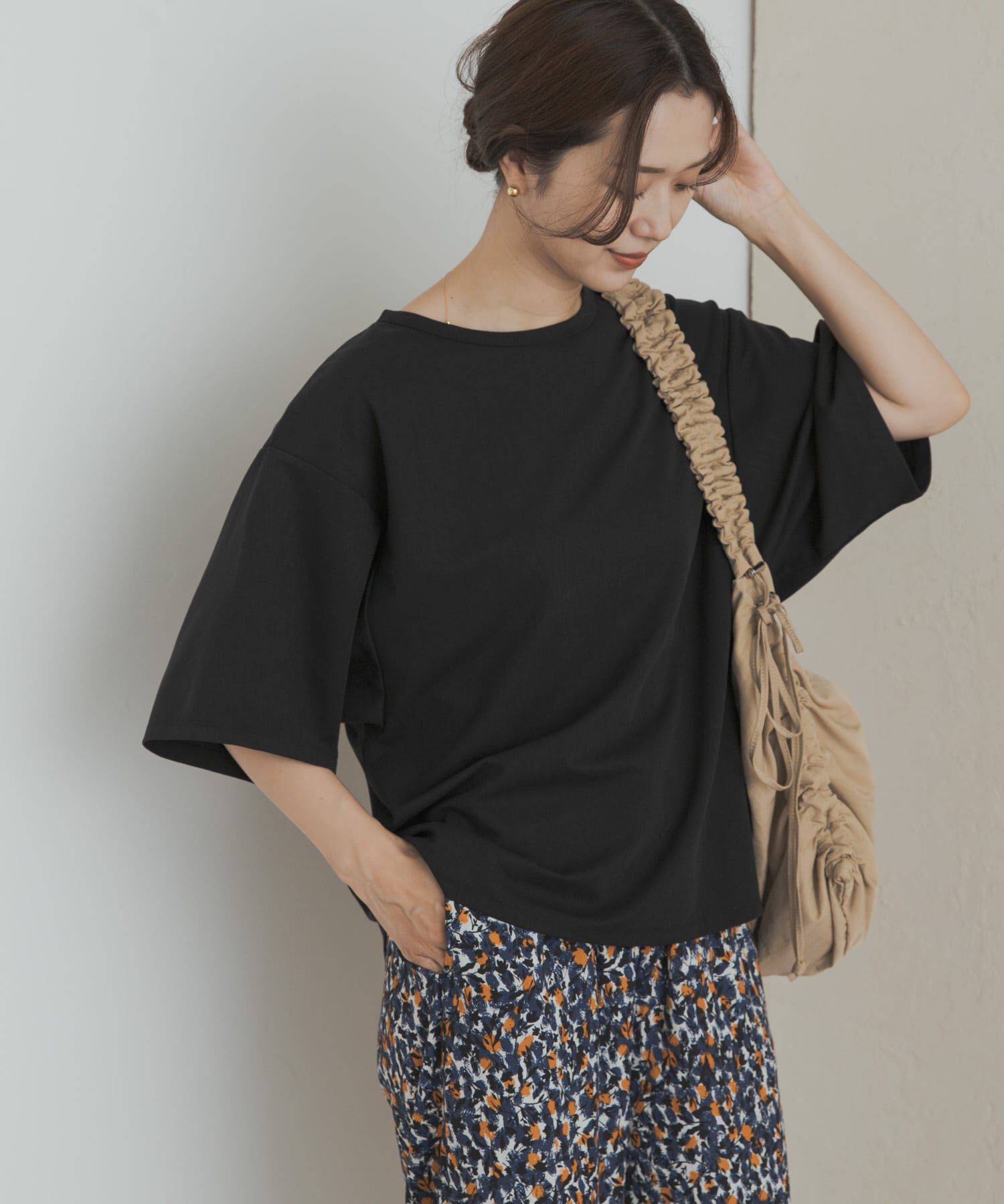 URBAN RESEARCH DOORS「オーバーサイズフォルムプルオーバー」|Tシャツ・カットソー|