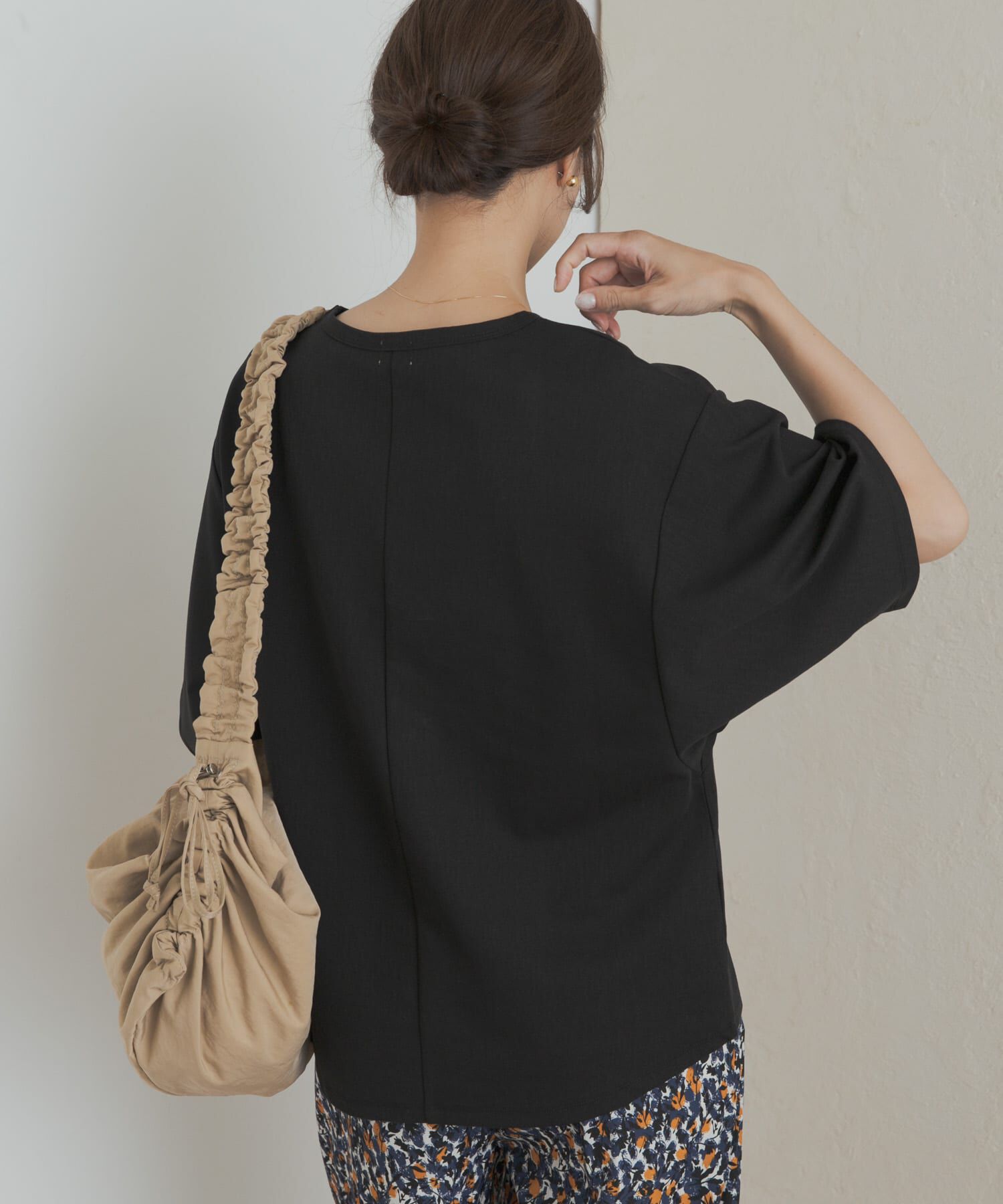 URBAN RESEARCH DOORS「オーバーサイズフォルムプルオーバー」|Tシャツ・カットソー|