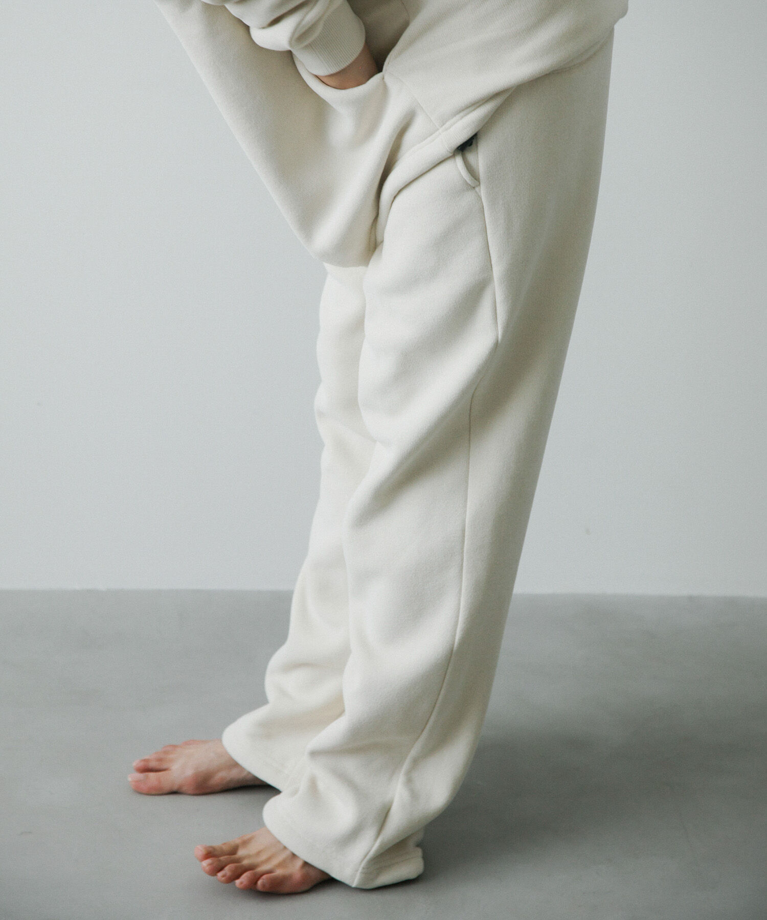 URBAN RESEARCH「『別注』THOUSAND MILE&times;URBAN RESEARCH　ニットフリースパンツ」|その他|