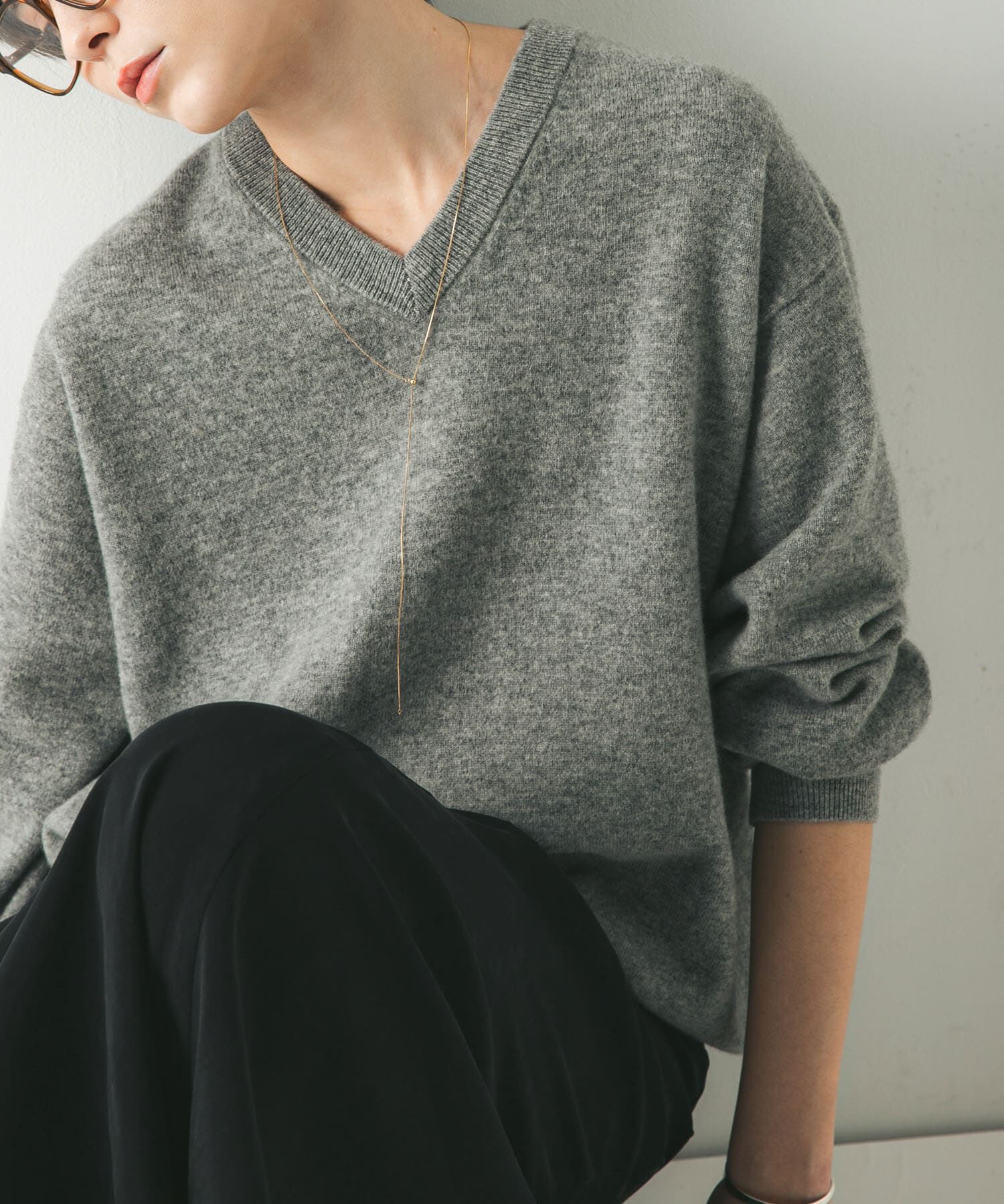 URBAN RESEARCH「ウール100 Vネックルーズソフトニット」|ニット・セーター|