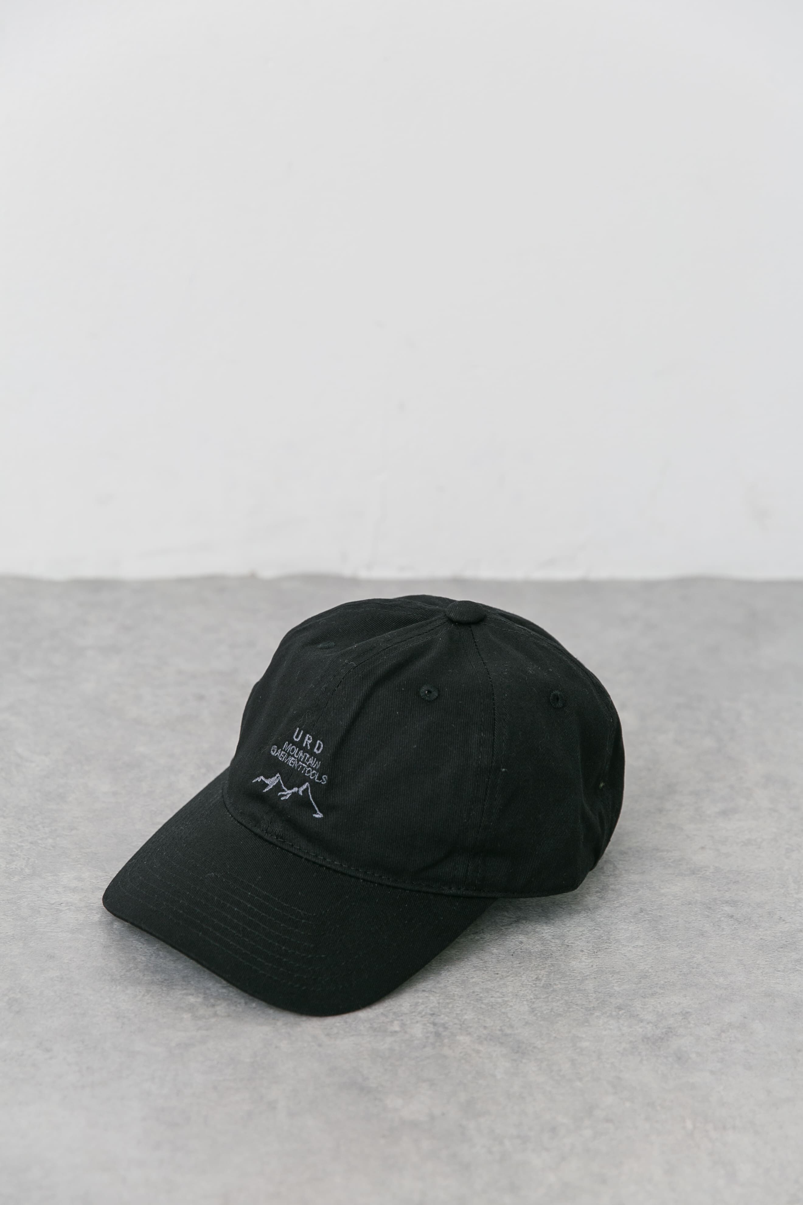 URBAN RESEARCH DOORS「URD刺繍CAP」|キャップ・キャスケット|ブラック