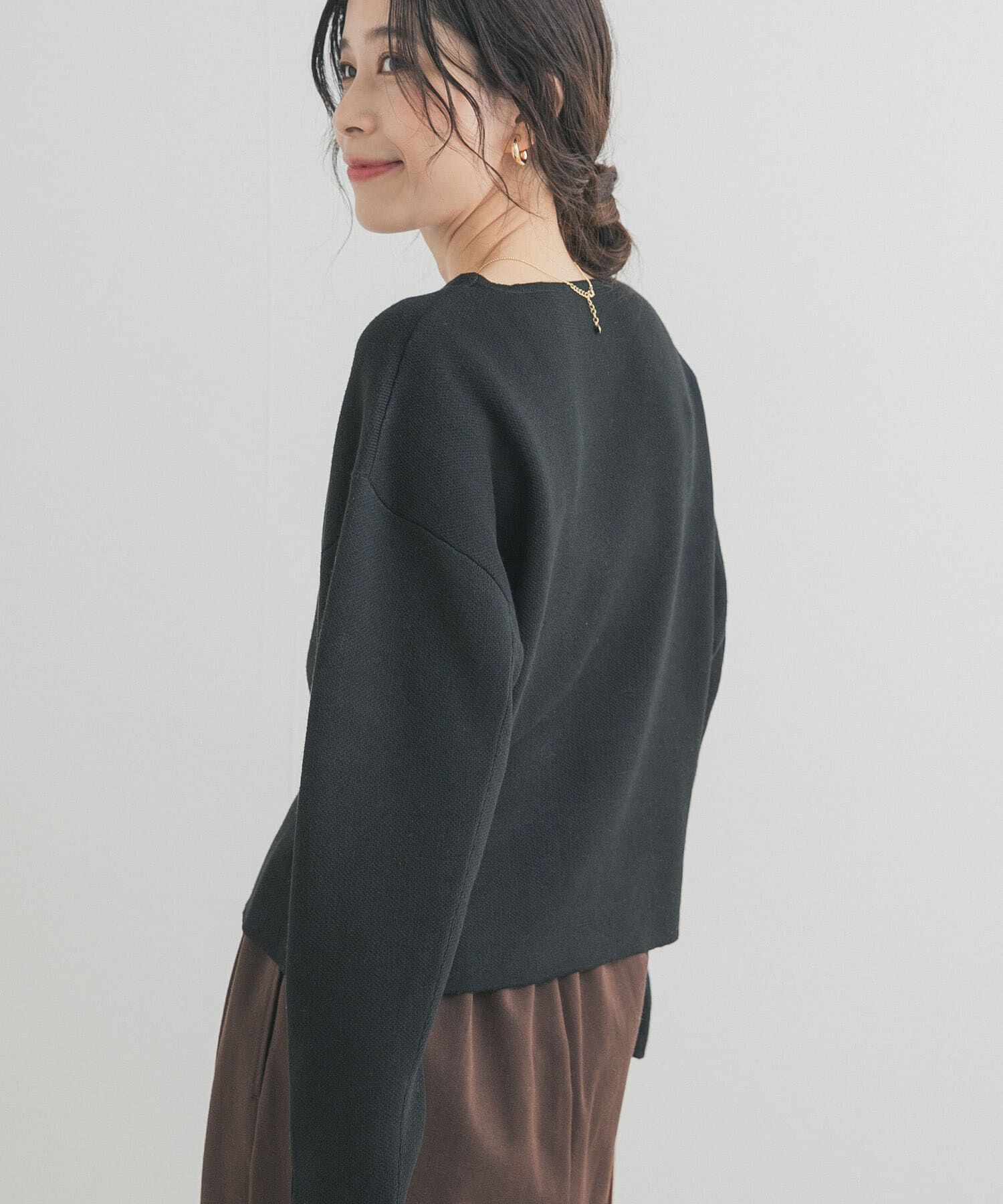 URBAN RESEARCH DOORS「ショート丈コンパクトニット」|ニット・セーター|