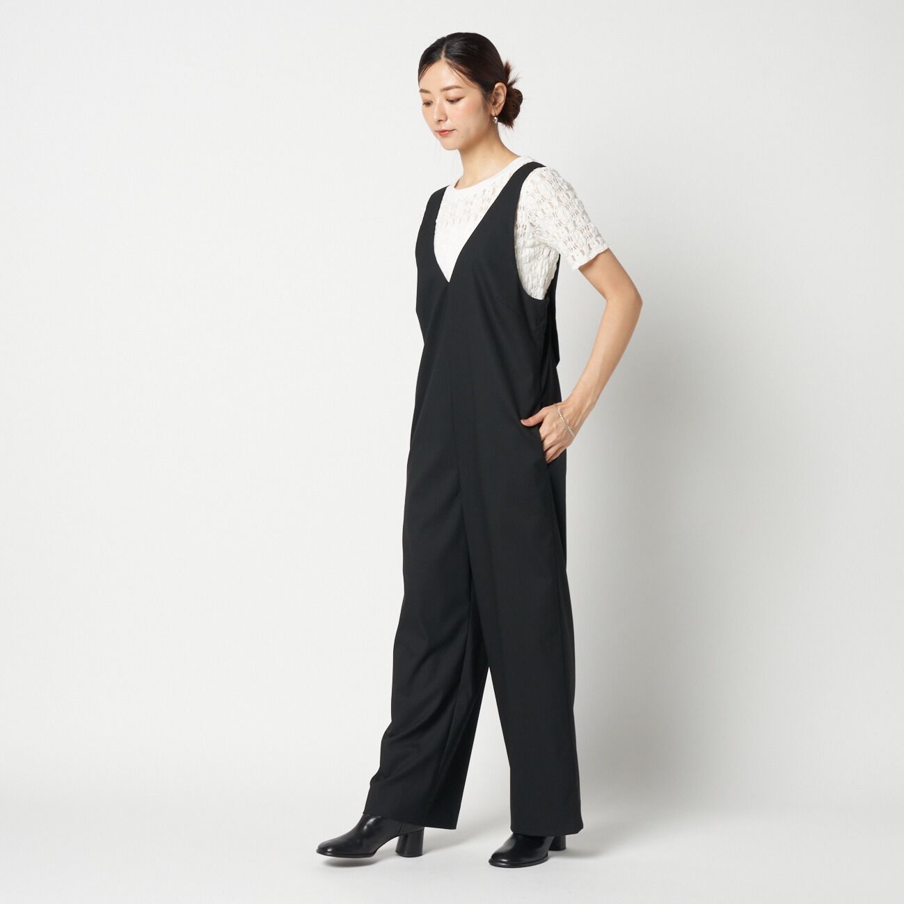 HELIOPOLE「HELIOPOLE JUMP SUITS (V NECK)」|チノ|