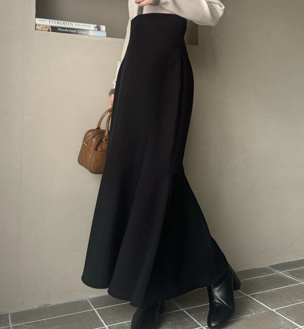  「WEB限定／【マイナス5キロ見え】後ろレースアップマーメイドスカート」|スカート|