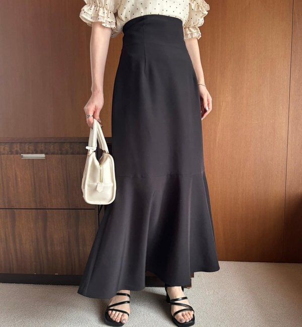  「WEB限定／【マイナス5キロ見え】後ろレースアップマーメイドスカート」|スカート|