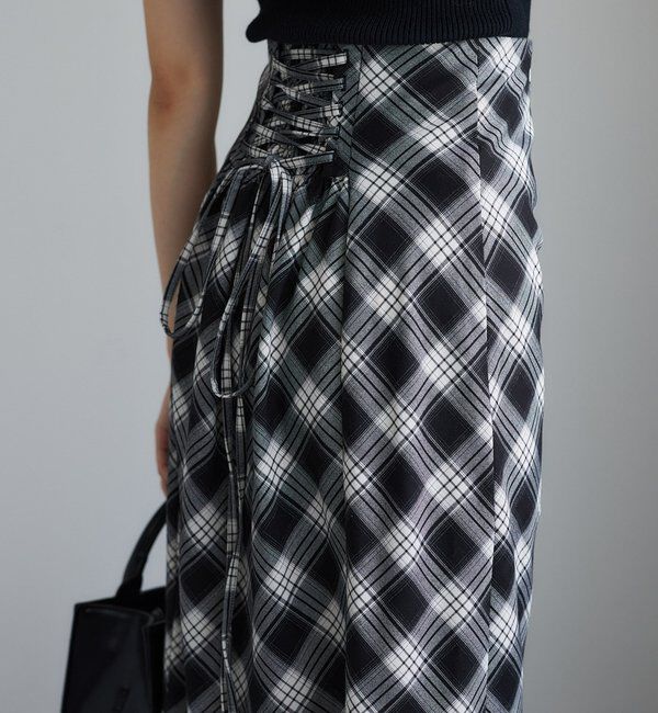  「WEB限定／【マイナス5キロ見え】後ろレースアップマーメイドスカート」|スカート|