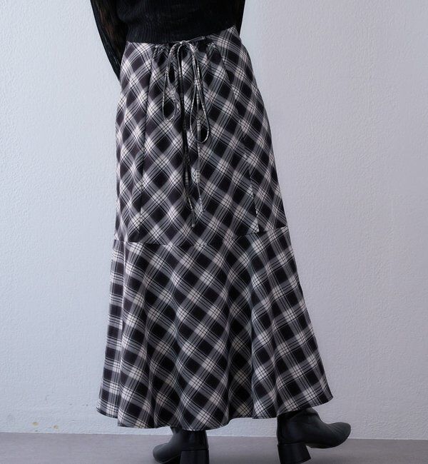  「WEB限定／【マイナス5キロ見え】後ろレースアップマーメイドスカート」|スカート|