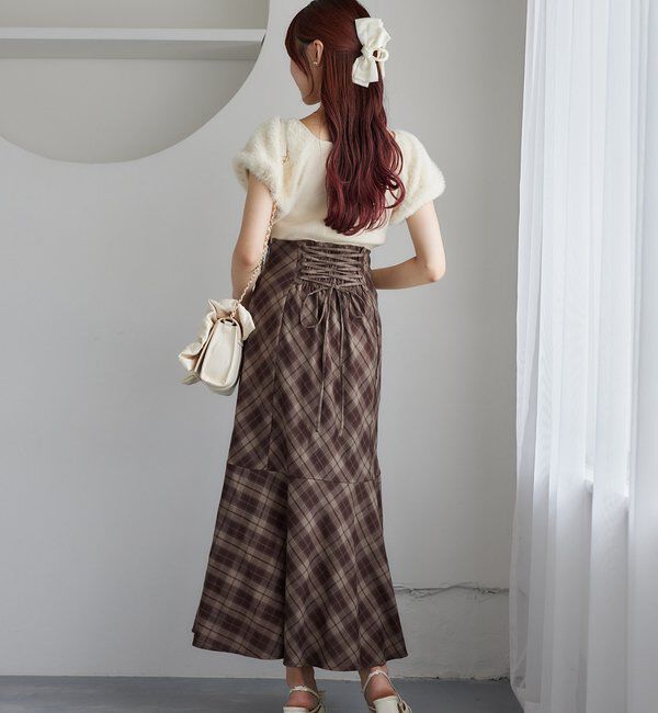  「WEB限定／【マイナス5キロ見え】後ろレースアップマーメイドスカート」|スカート|