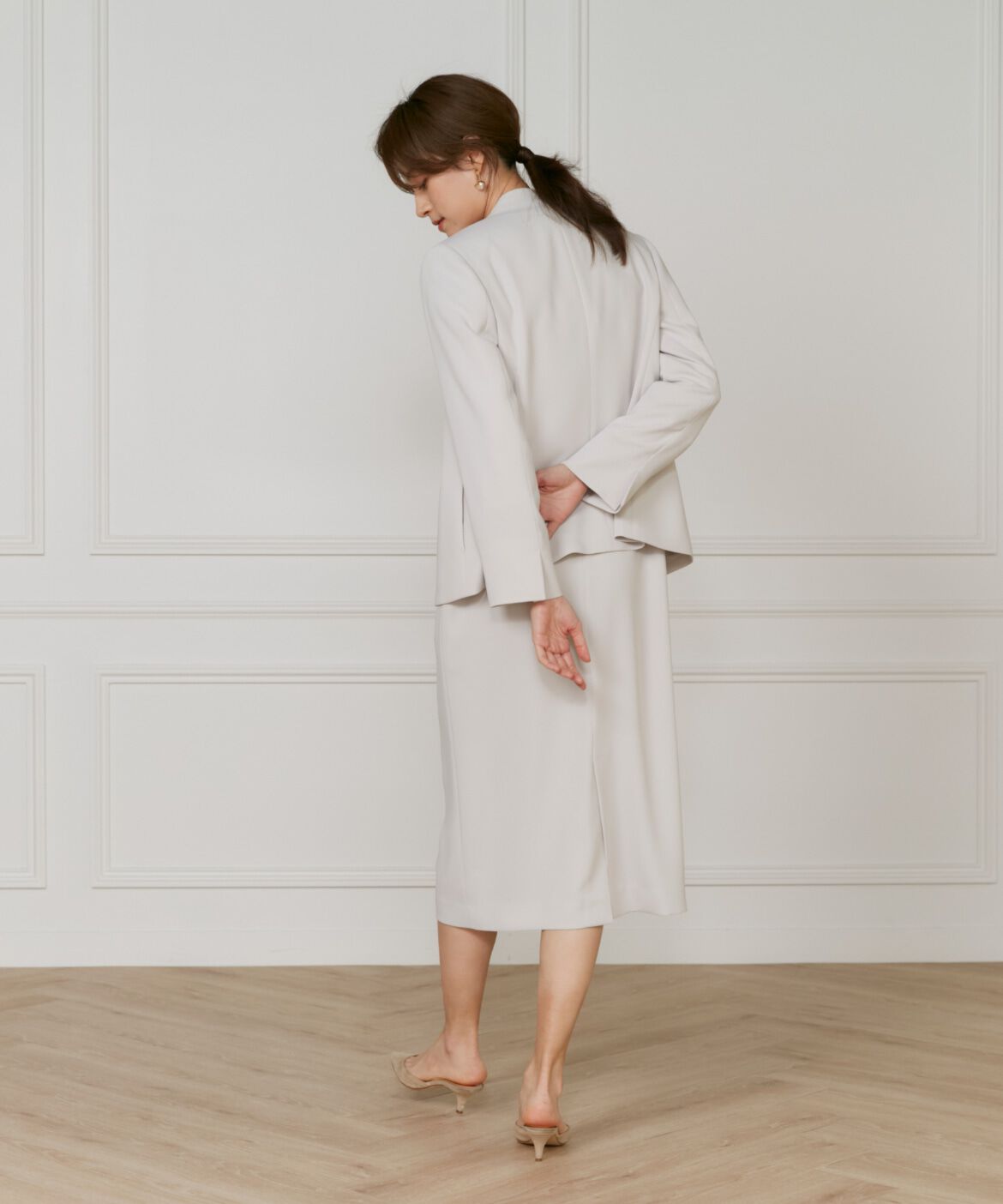 INED「カラーレスジャケット」|ノーカラージャケット|