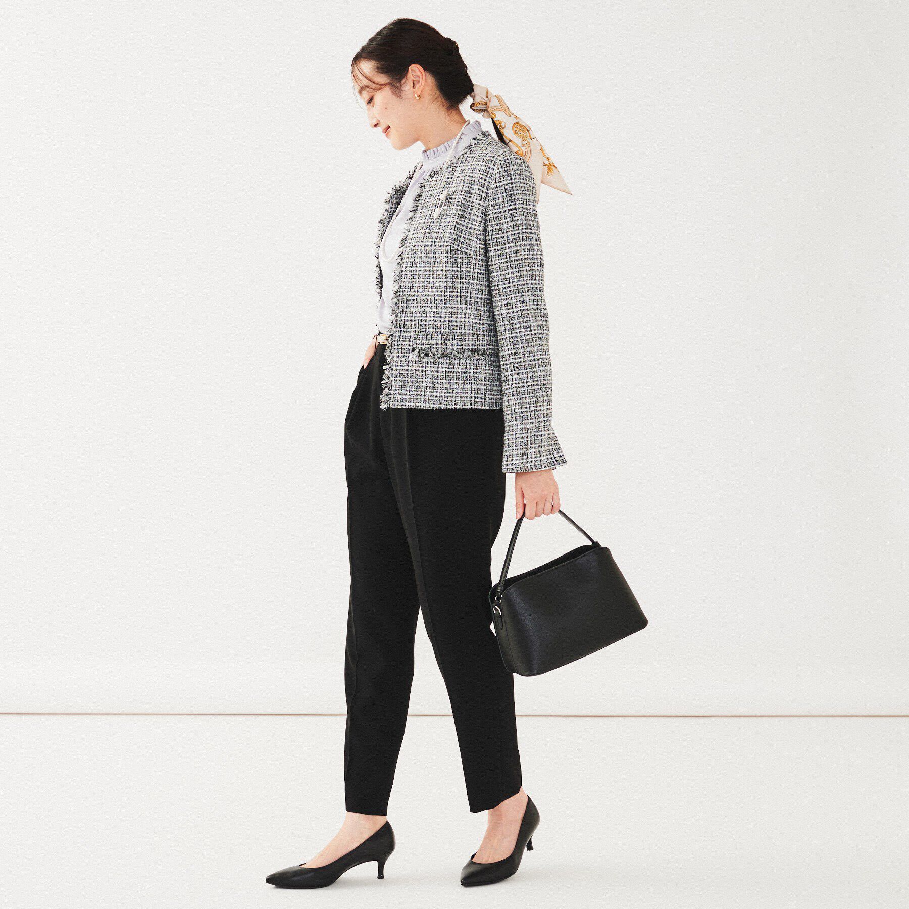 UNTITLED「【通勤スーツ】タックテーパードパンツ」|その他|