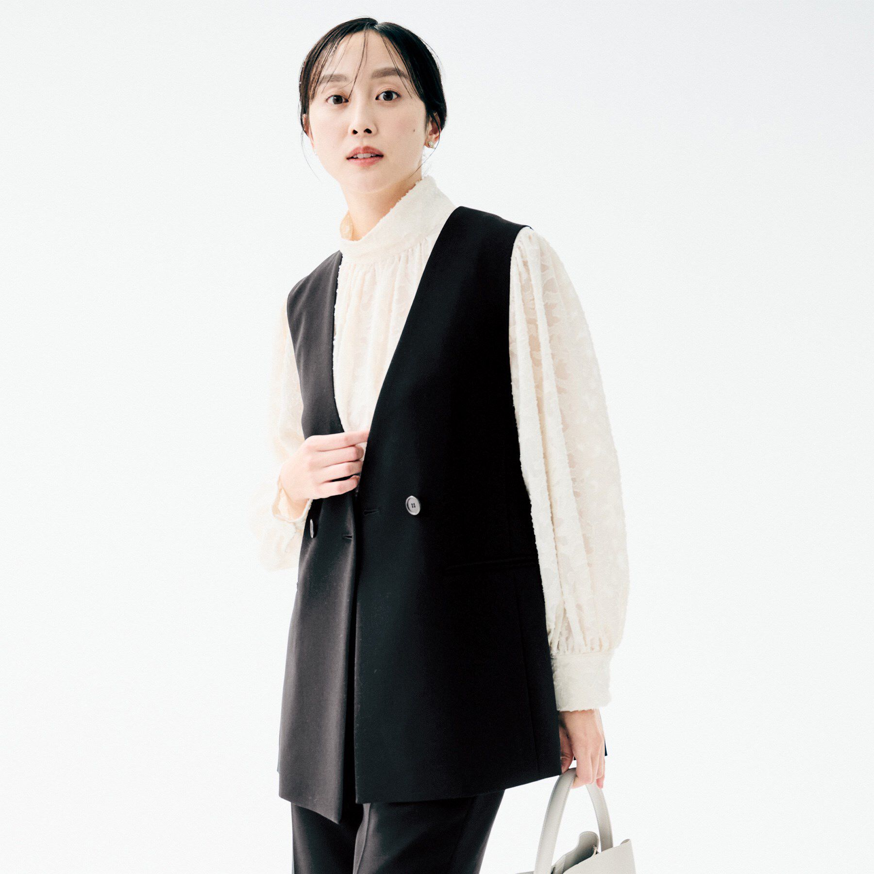 UNTITLED「【洗える/ストレッチ性/セットアップ可】バックラッフルジレ」|ベスト・ジレ|