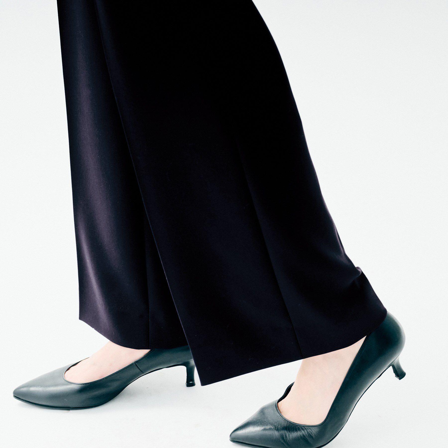 UNTITLED「【洗えるスーツ/ストレッチ性/後ろウエストゴム】ワイドパンツ」|その他|