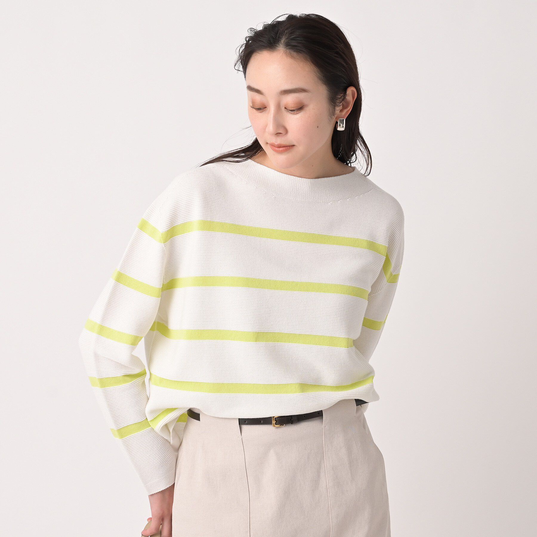 UNTITLED「【ゆったり/洗える】クロップドニットプルオーバー」|ニット・セーター|