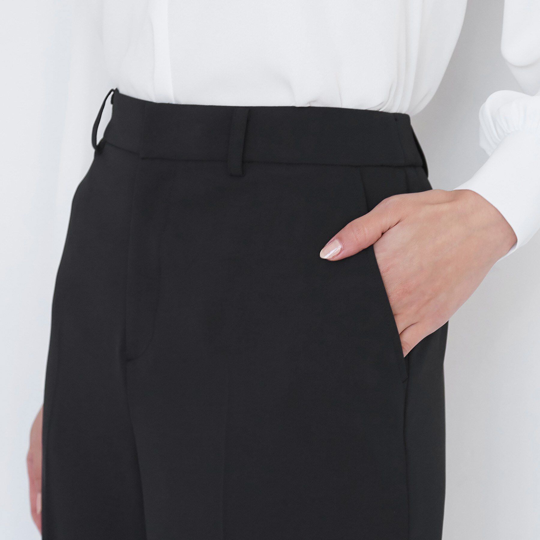 COUP DE CHANCE「【手洗い可／日本製／伸縮性／スーツ可】センタープレス入りストレートワイドパンツ」|その他|