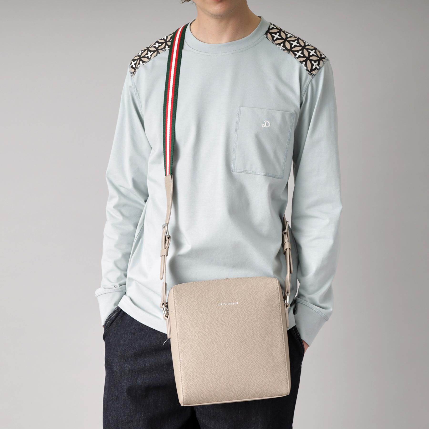 DRESSTERIOR「【撥水仕様】シュリンクレザー ショルダーバッグ」|ショルダー・メッセンジャー|