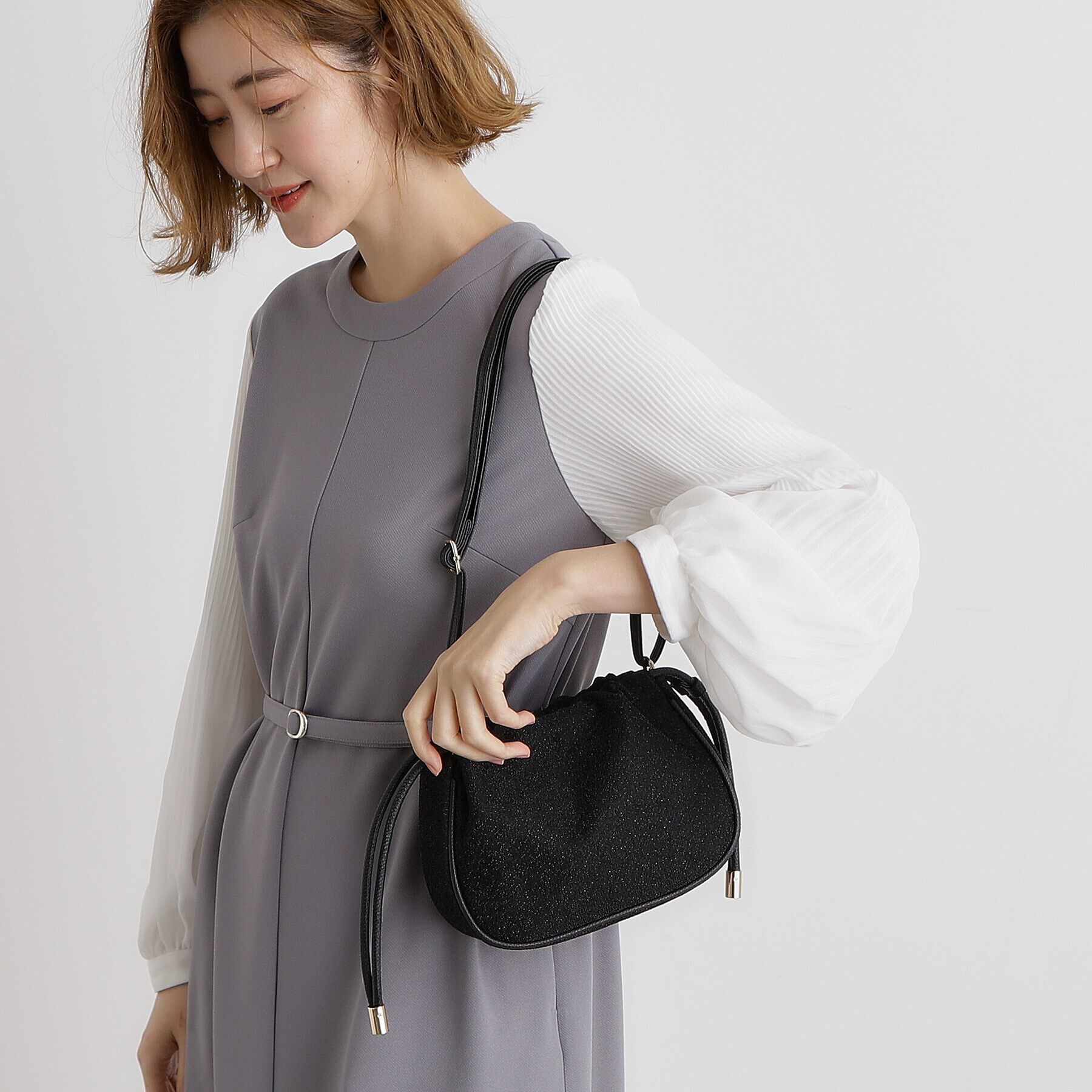 grove「【雑誌掲載】ラウンド巾着ショルダー」|ショルダー・メッセンジャー|