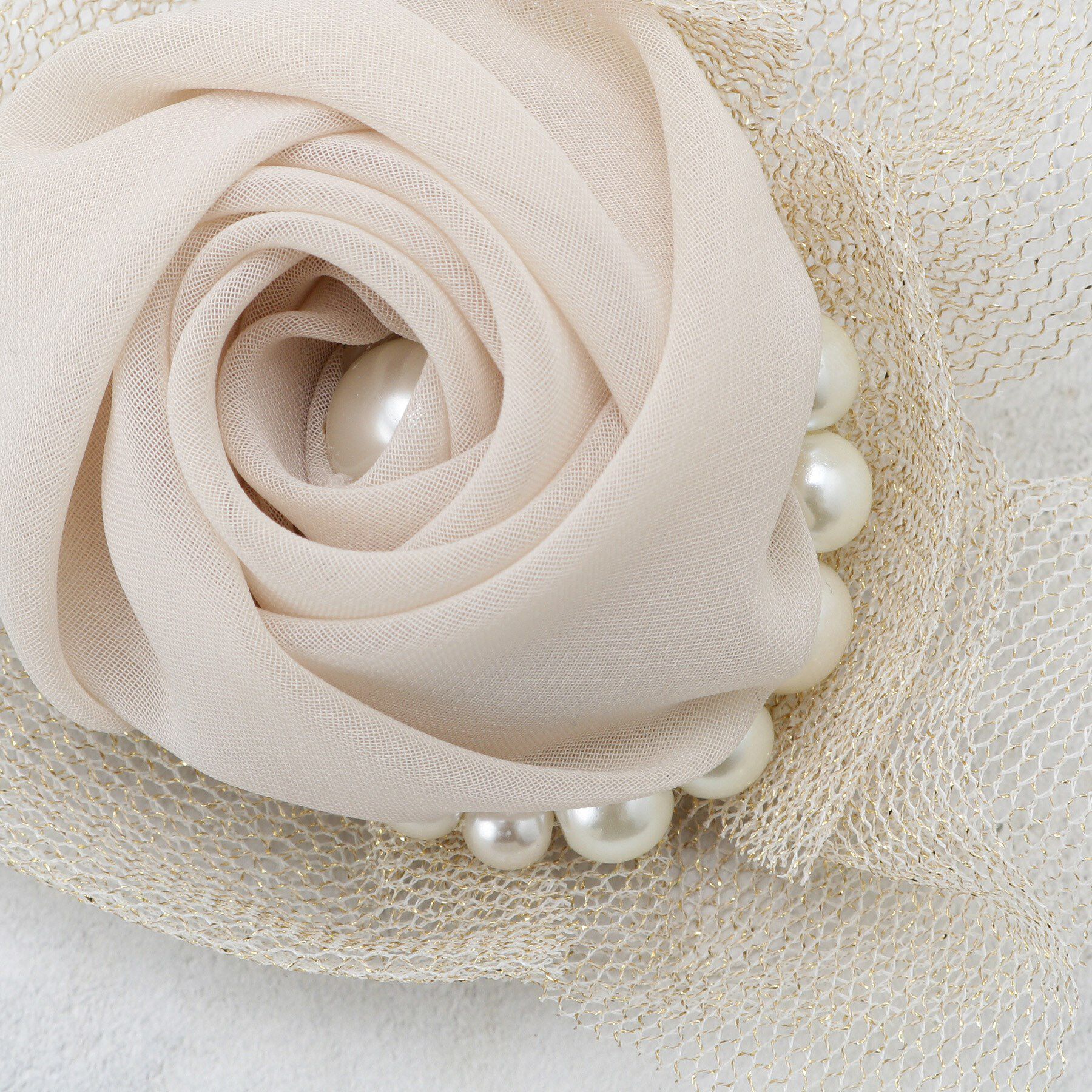 OPAQUE.CLIP「ラメチュールシフォン&times;フェイクパールコサージュ」|ブローチ・コサージュ|