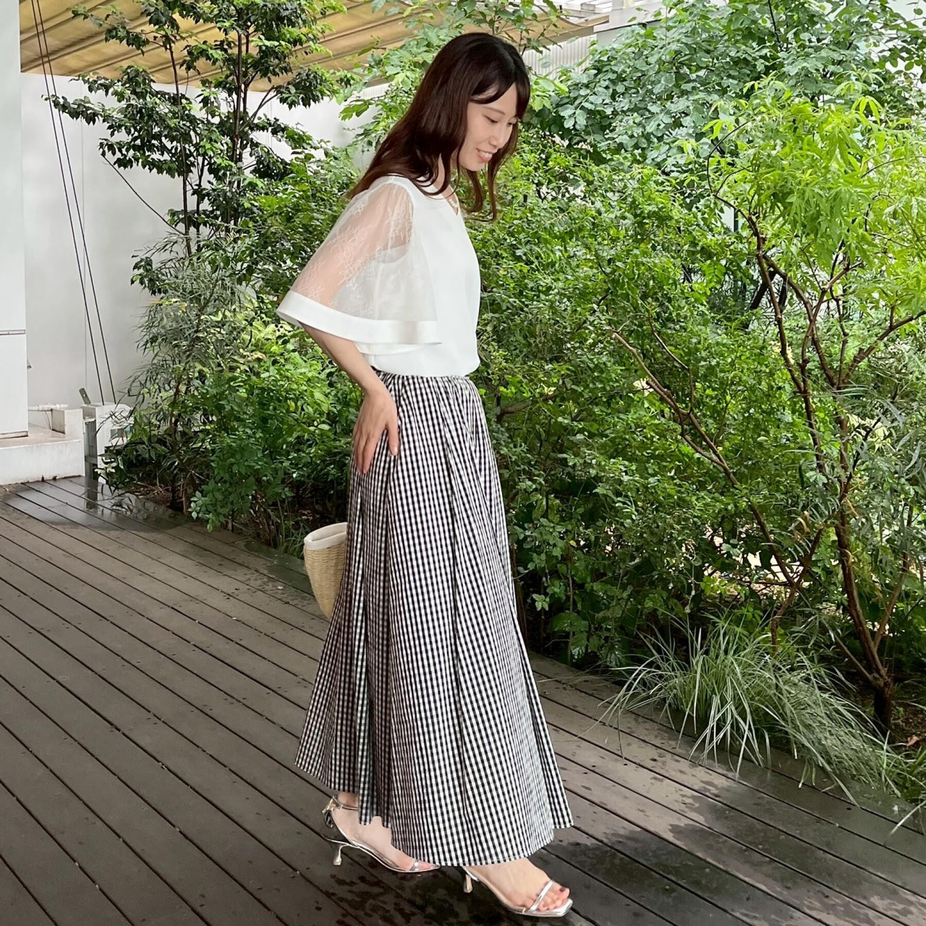 Couture broach「【マシンウォッシャブル・シアー・細見え】Vネック袖レースフレアブラウス」|シャツ・ブラウス|