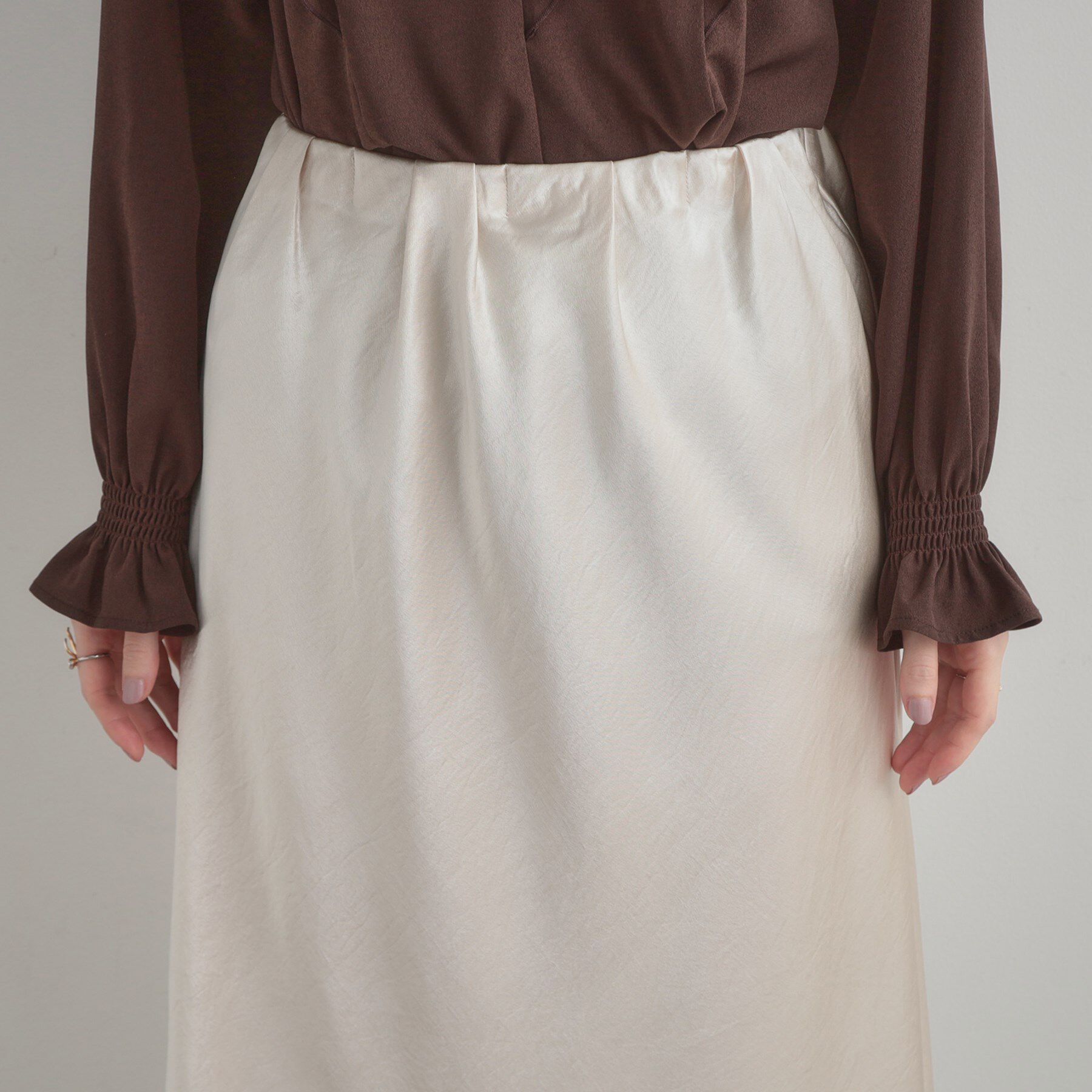 Couture broach「シルキーヘビーサテンスカート」|スカート|