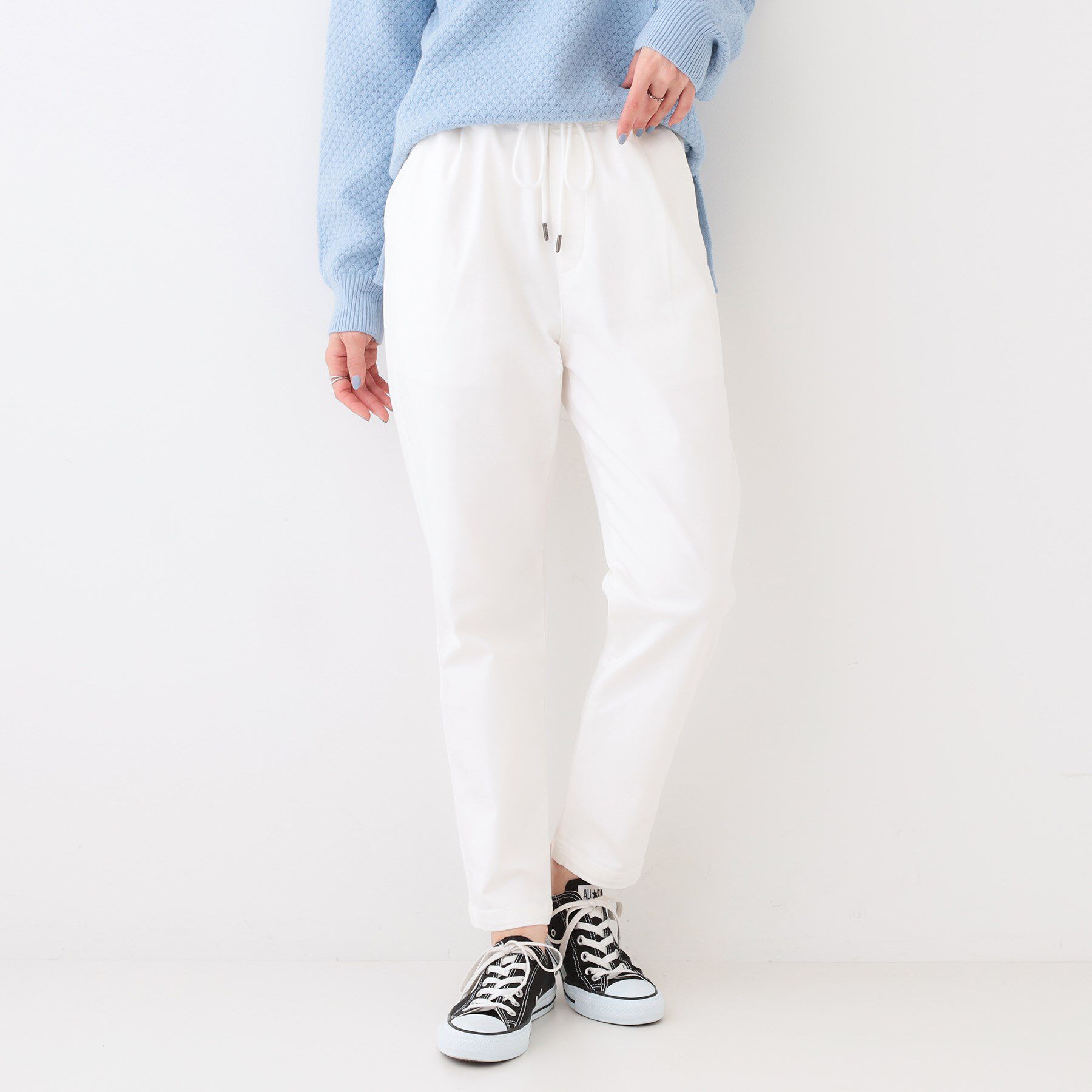 SHOO･LA･RUE「【洗える/SS-3L/美脚シルエット】アクティブ派のデニム イージーテーパードパンツ」|その他|ホワイト(001)