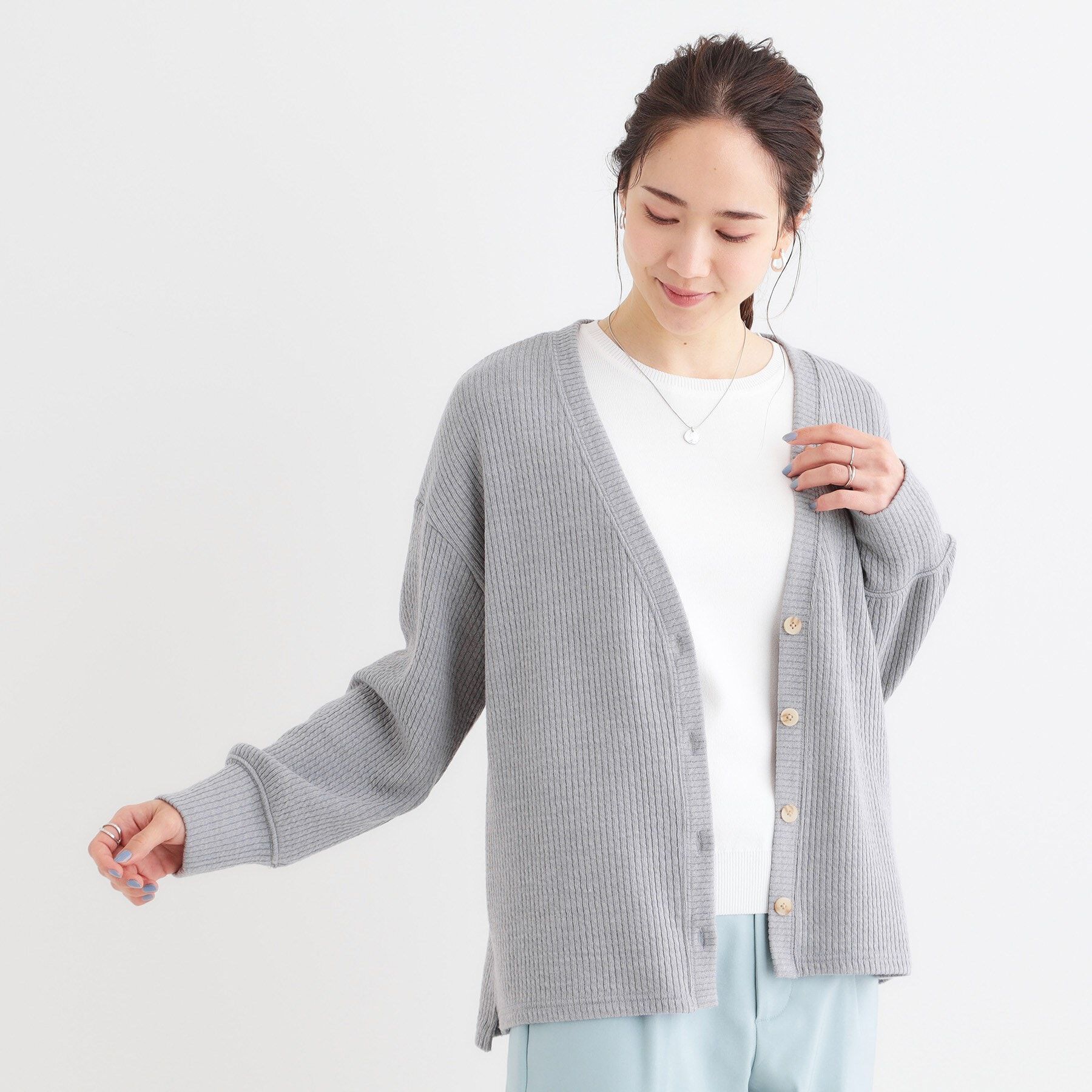 SHOO･LA･RUE「【S-LL】柔らかさが癖になる 凹凸Vネックカーディガン」|カーディガン|