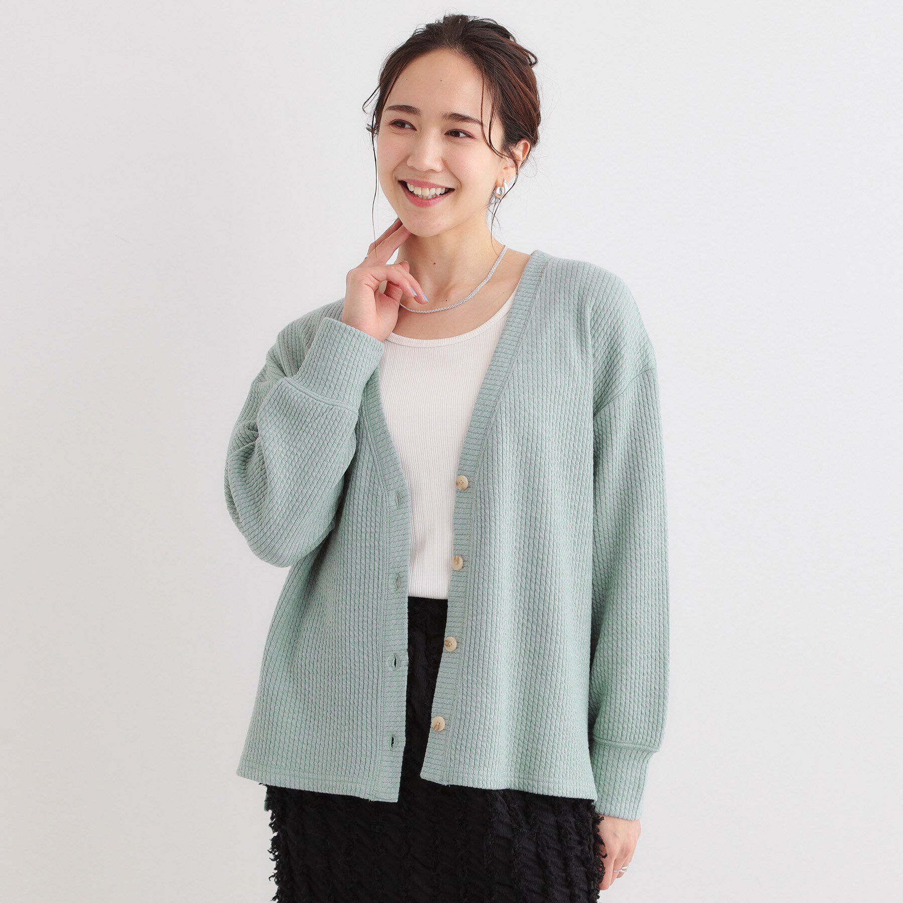 SHOO･LA･RUE「【S-LL】柔らかさが癖になる 凹凸Vネックカーディガン」|カーディガン|