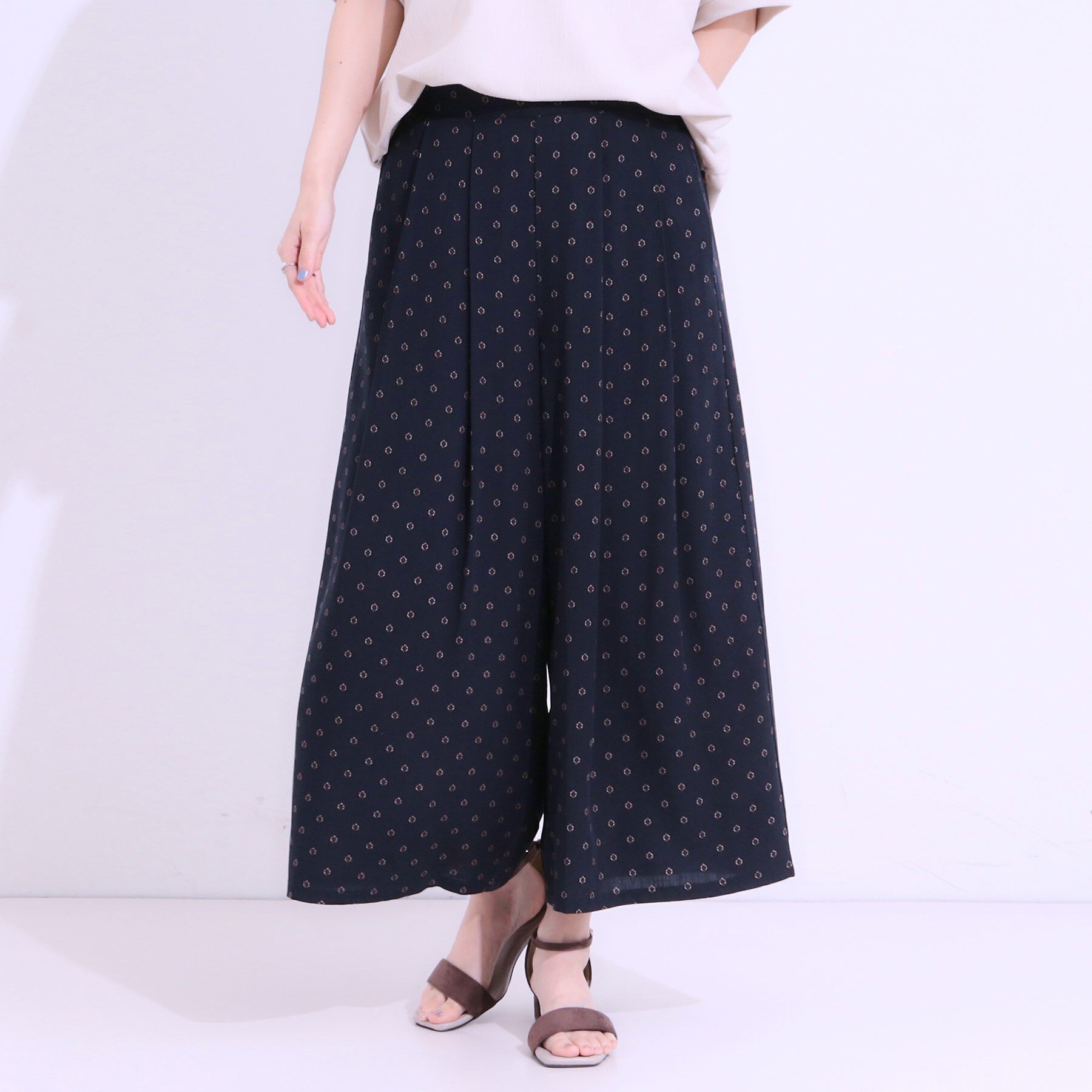 SHOO･LA･RUE「【S-LL/ひんやり】いつものコーデを華やかに 柄アソート 麻調ガウチョパンツ」|その他|