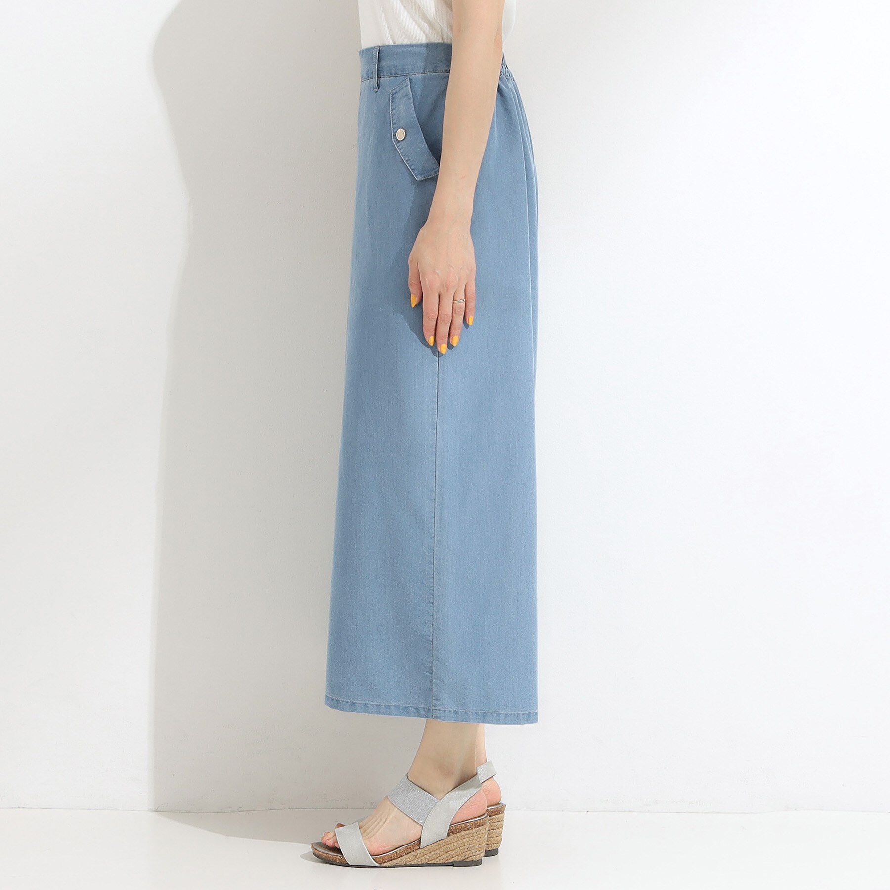 SHOO･LA･RUE「【洗える/S-LL/ひんやり】金ボタンがアクセント　大人のデニムガウチョパンツ」|デニム|