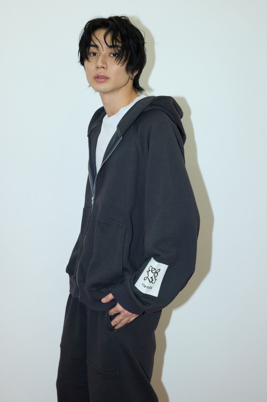 rienda「Rパッチ付きユニセックススウェットトップス」|Tシャツ・カットソー|