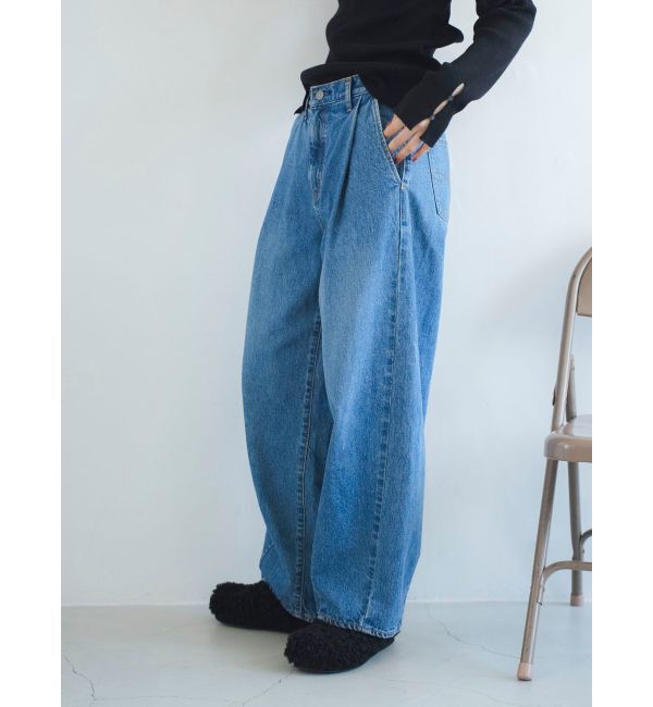 Ungrid「タックデザインカーブデニム」|デニム|