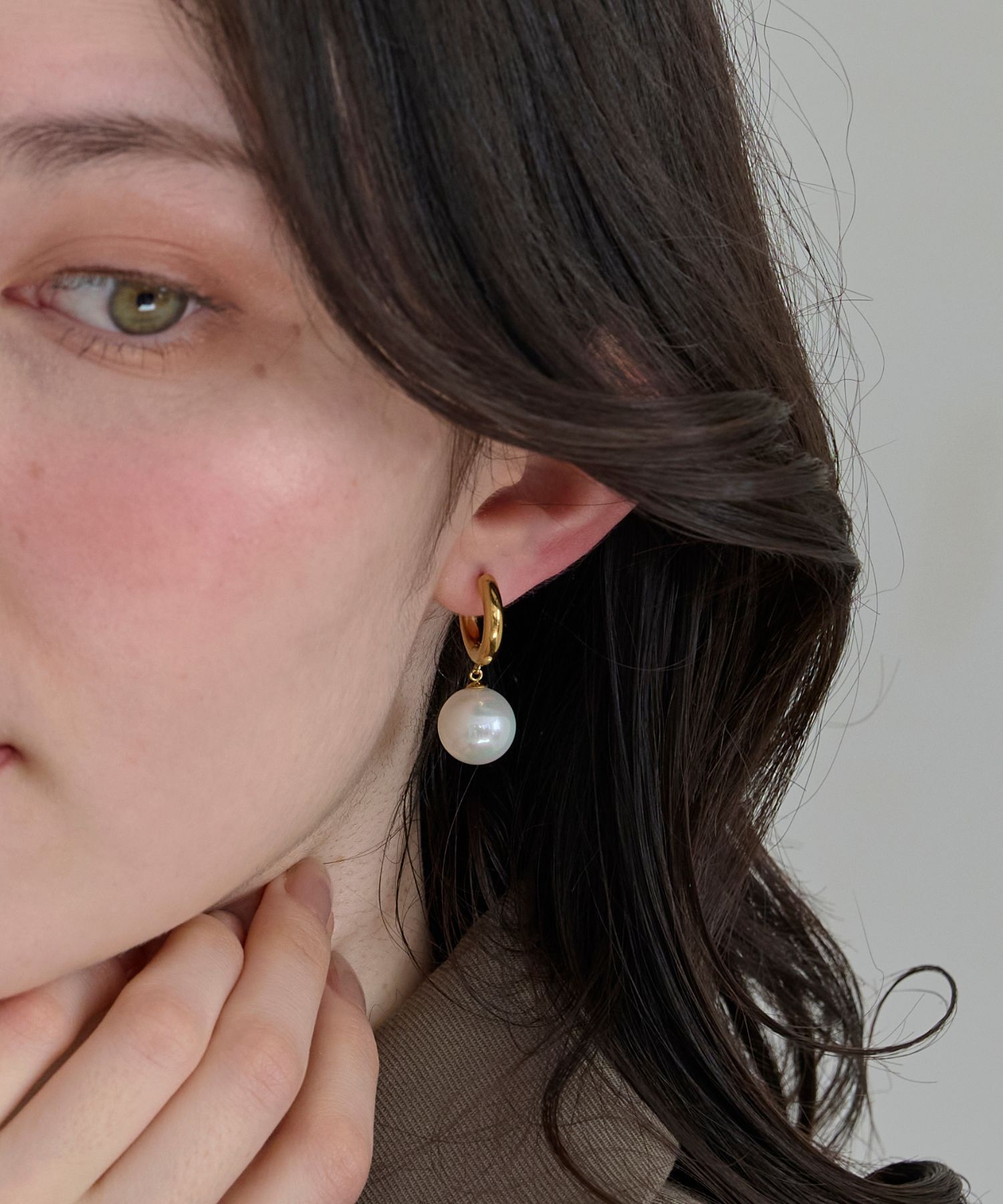 Phoebe「【金属アレルギー対応】カルチャードパールフープピアス/ステンレス/大ぶり/存在感◎/主役級」|ピアス|