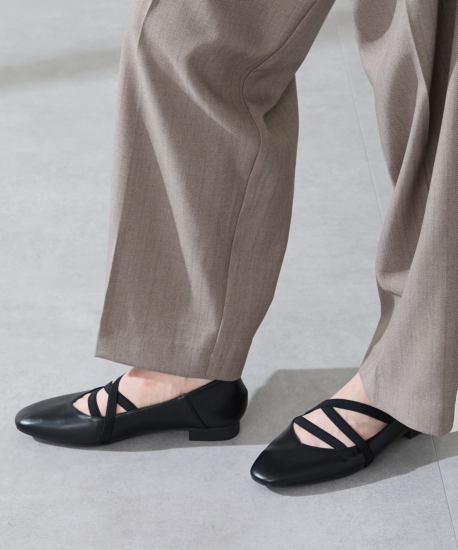 WA Oriental TRaffic「●2025秋冬新作●ゴムストラップフラットパンプス/52305」|パンプス|
