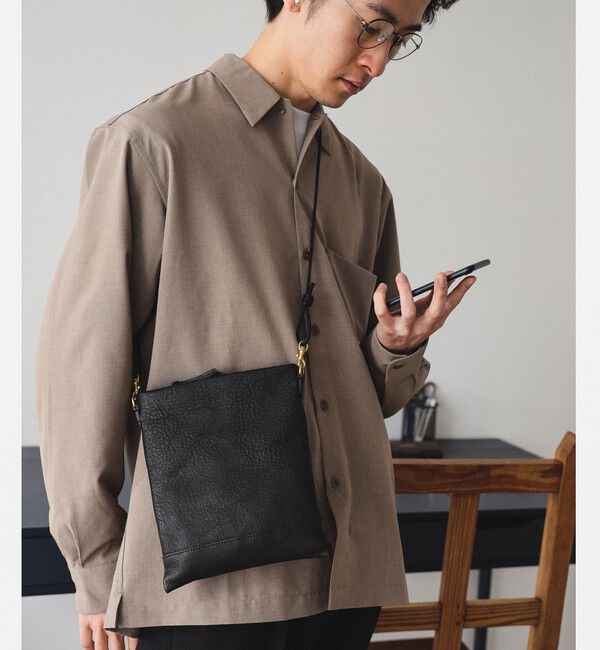 BEAMS「SLOW / 別注 Sacoche」|トートバッグ|BLACK