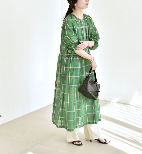 quaranciel「quaranciel:〈手洗い可能〉シアー チェック クルーネック ギャザー ワンピース」|ワンピース|