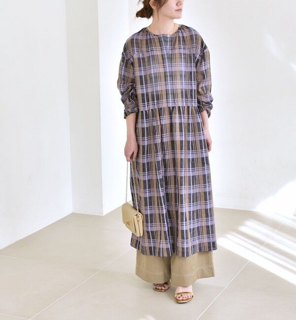 quaranciel「quaranciel:〈手洗い可能〉シアー チェック クルーネック ギャザー ワンピース」|ワンピース|