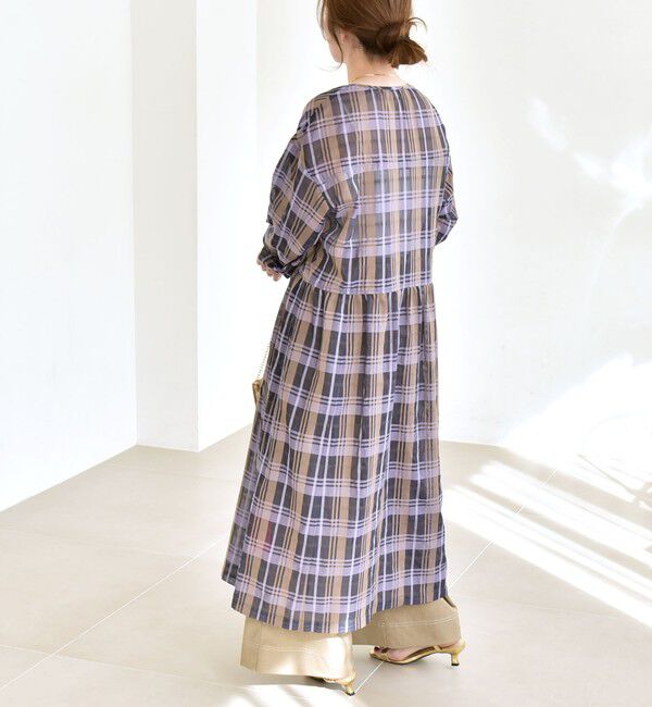 quaranciel「quaranciel:〈手洗い可能〉シアー チェック クルーネック ギャザー ワンピース」|ワンピース|
