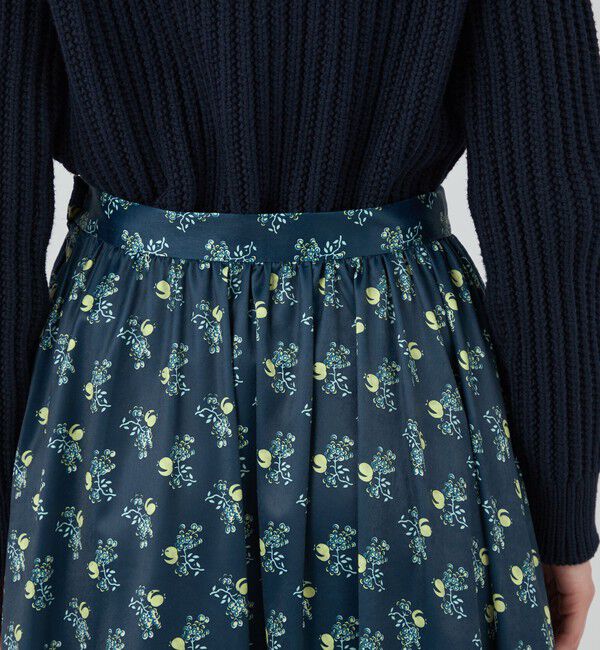 SOULEIADO「ポリエステルサテンプリント ティアードマキシスカート」|フレア|