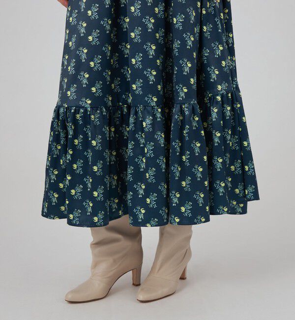 SOULEIADO「ポリエステルサテンプリント ティアードマキシスカート」|フレア|