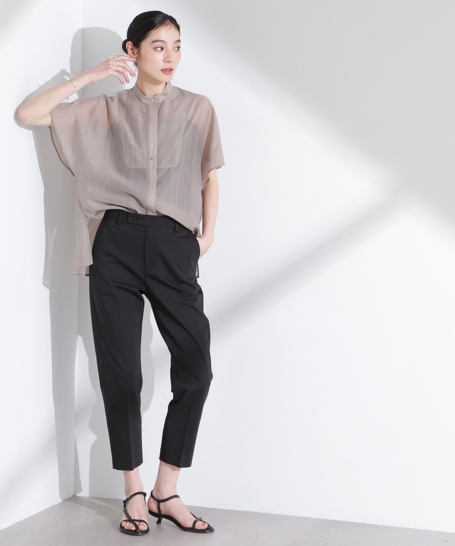 nano･universe「センタープレススリムパンツ」|チノ|