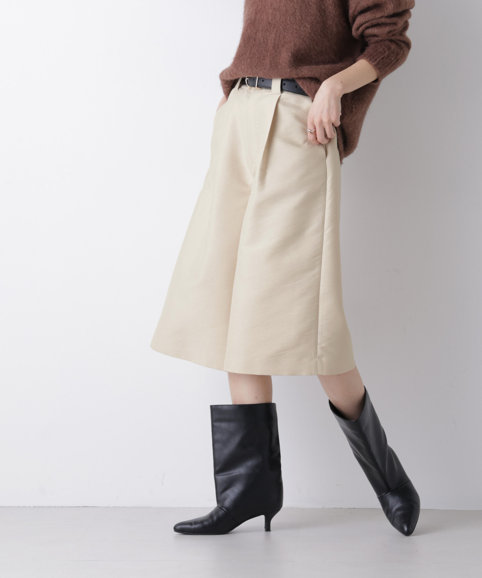 nano･universe「エアリーツイルボリュームキュロットパンツ」|チノ|