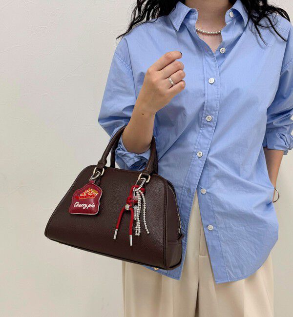 fredy emue「ダイカット刺しゅうチャーム」|チャーム・キーホルダー|