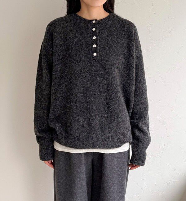 fredy emue「ヘンリーネックニットプルオーバー」|ニット・セーター|