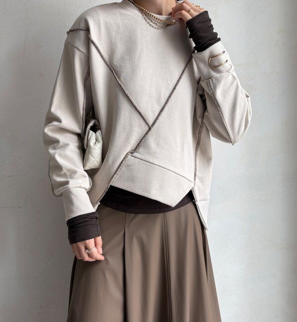  「【WEB限定】裏毛配色ステッチ切替トップス」|Tシャツ・カットソー|